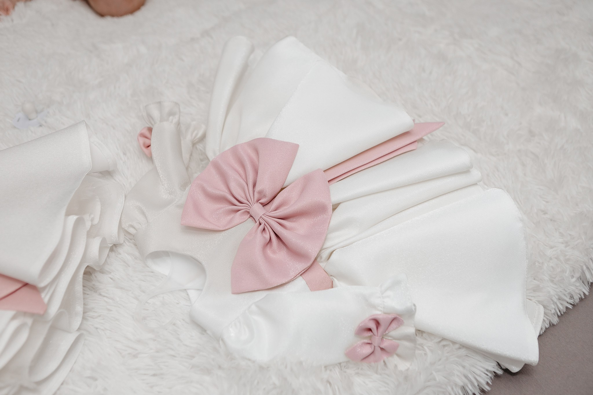 Carla & Ilinca. FotoACTIV.ro - Imaginea ta contează