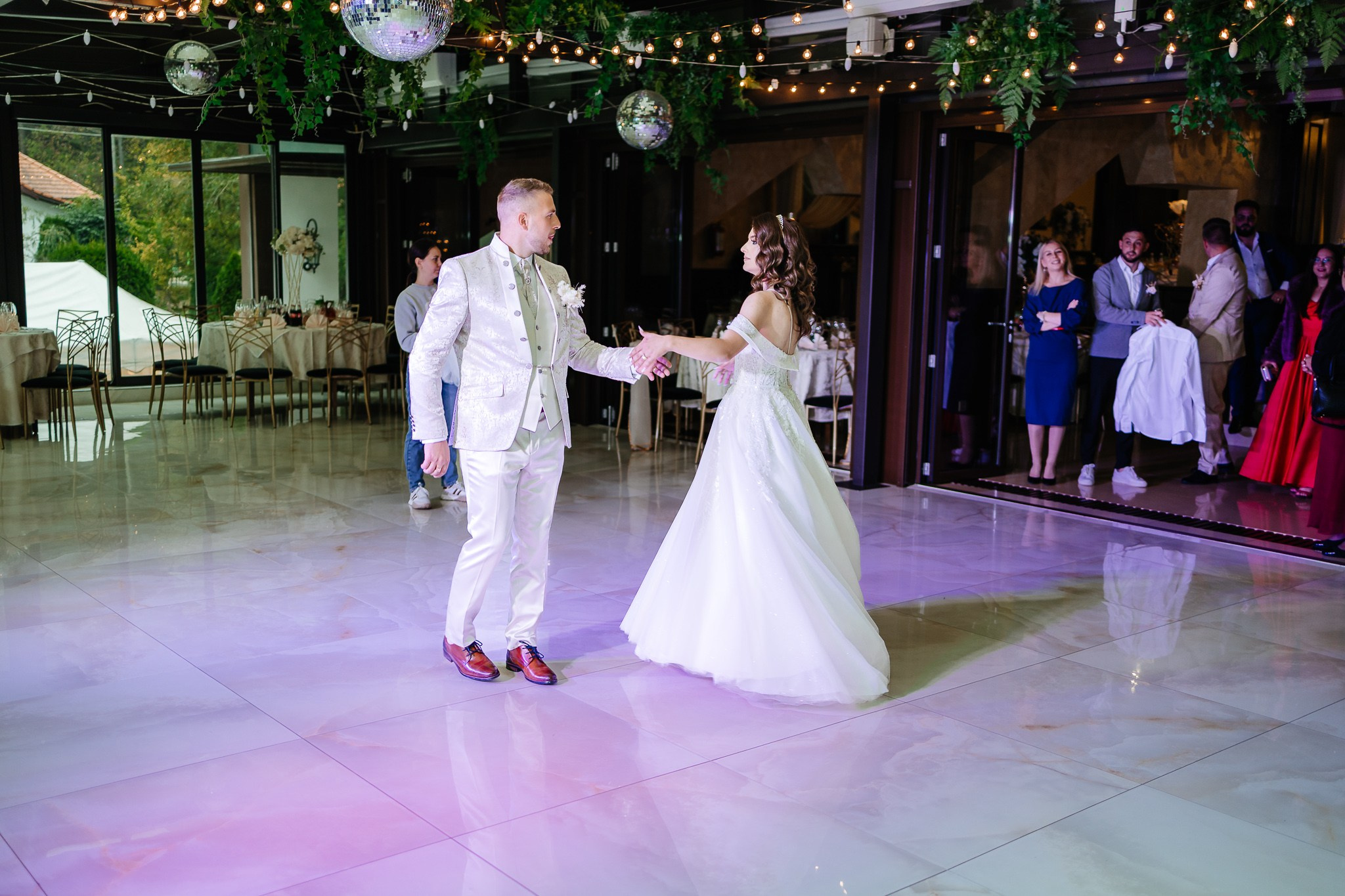 Optimism. FotoACTIV.ro - Imaginea ta contează