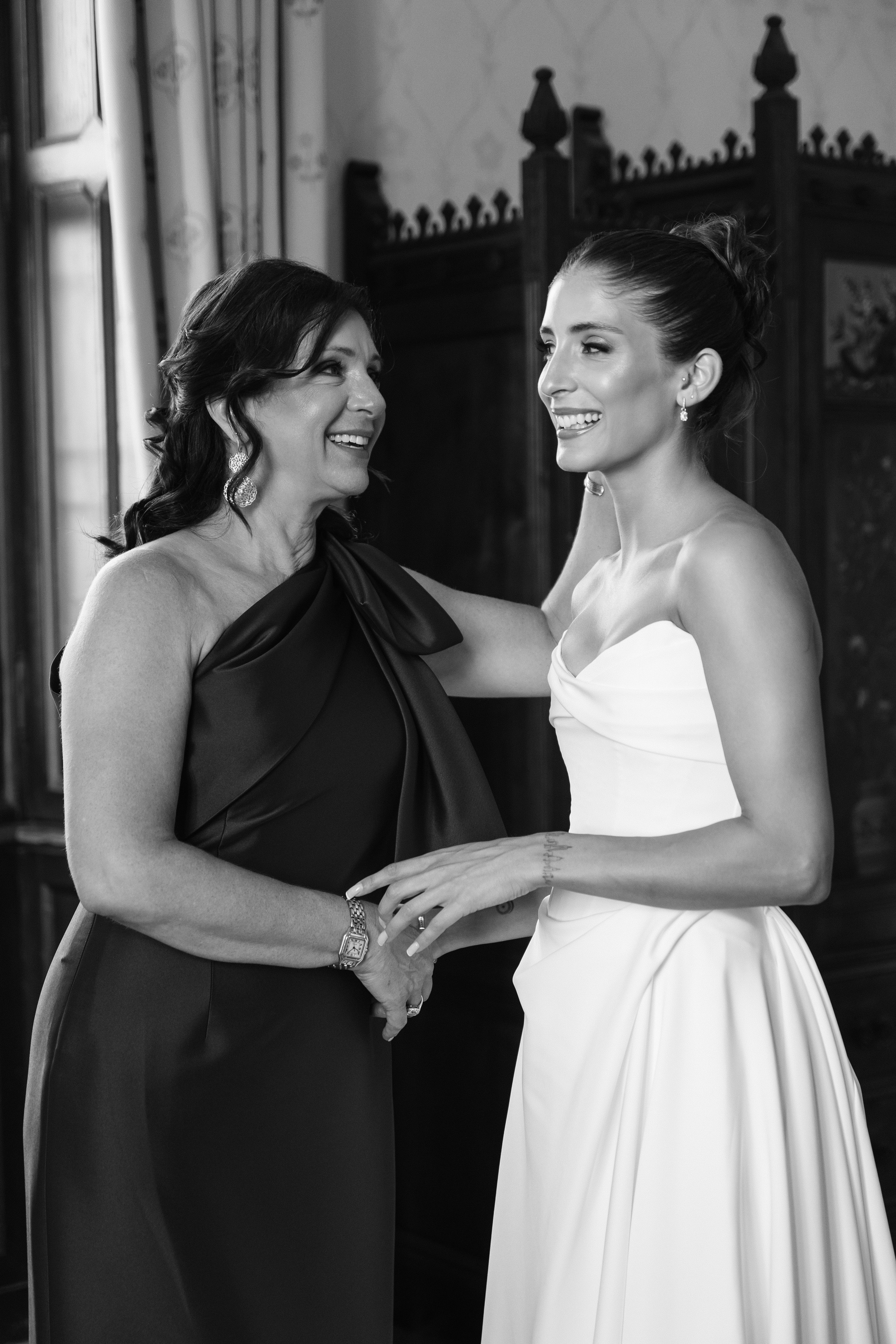 Wedding Photographer Lake Maggiore Como Italy. Wedding Photographer Rome Tuscany Como Sicily Puglia Amalfy Italy- Oksana Savenchuk