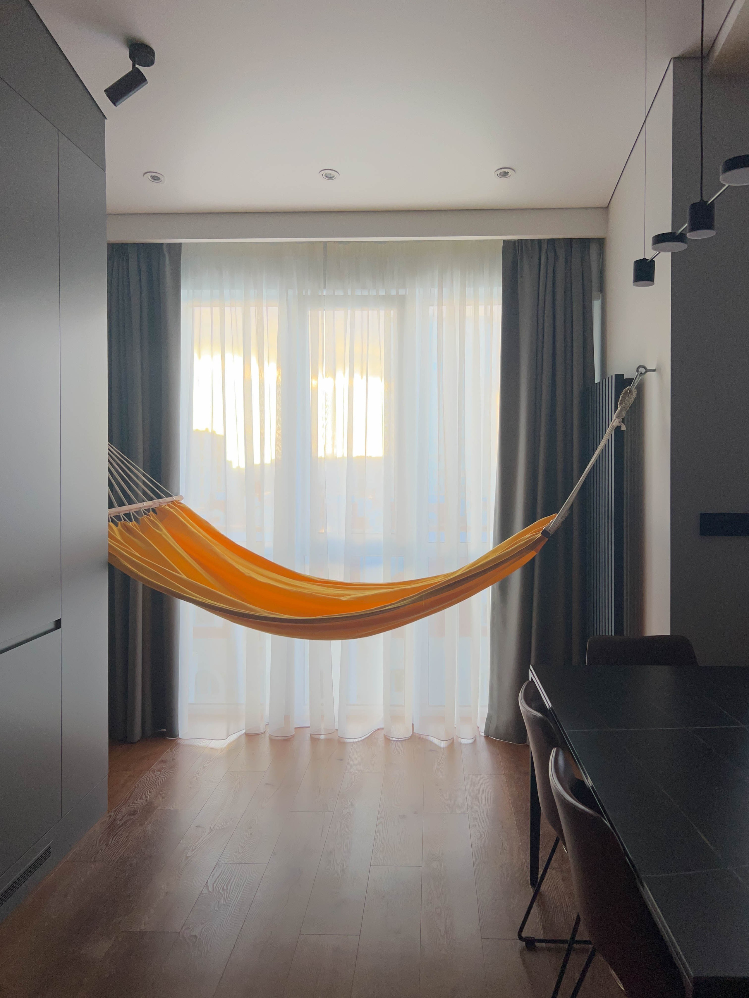 The apartment is on two levels. Fotograf Dmitrii Donets