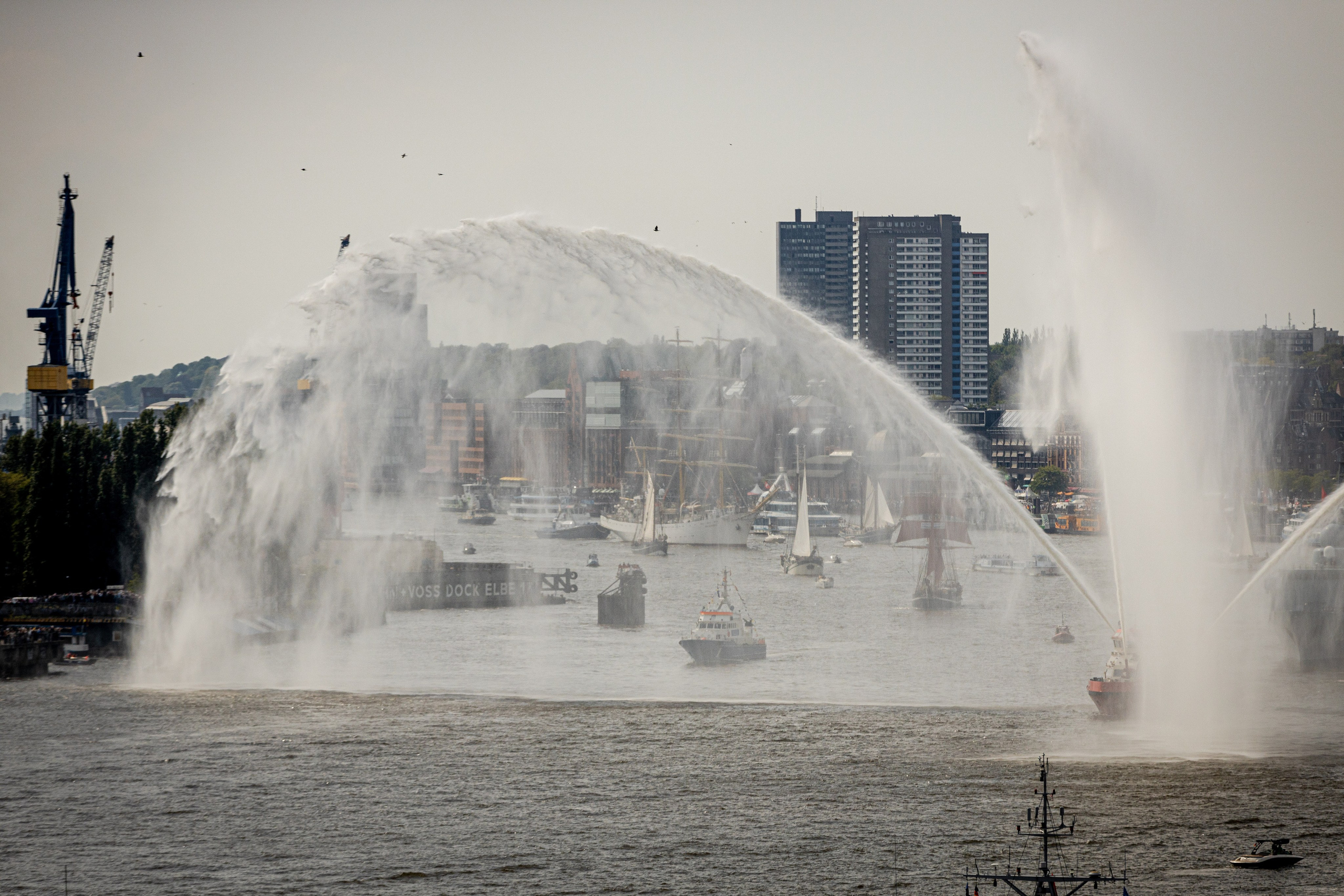 Hafengeburtstag 2024. Фотограф в Германии — Михаэль Барон