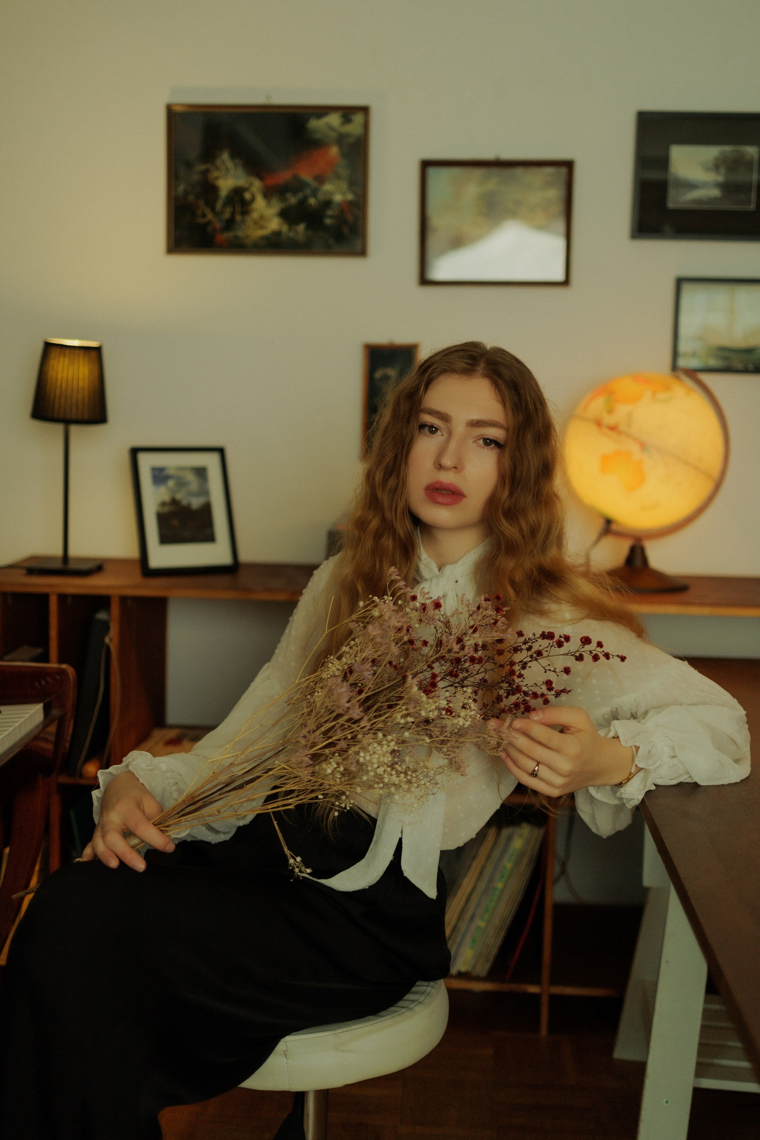 Soft Light — Intimate Lifestyle Portraits by the Window | Natural & Soulful Photography. Kristina Kozheltsova- Soulful Portrait&Lifestyle&Love Story Photographer in Leipzig, Germany