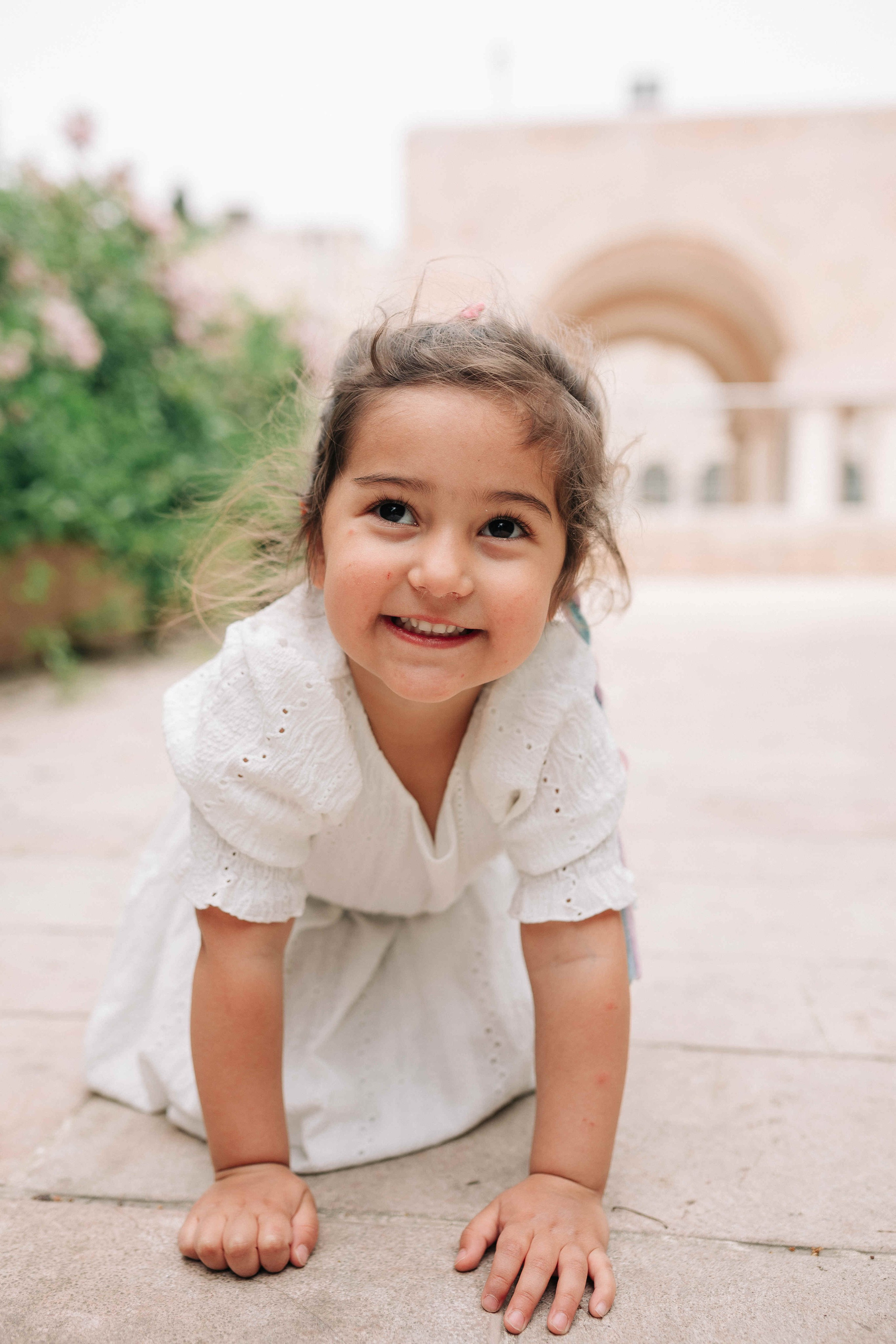 EXPECTING A BABY, JERUSALEM. PHOTOGRAPHER IN ISRAEL