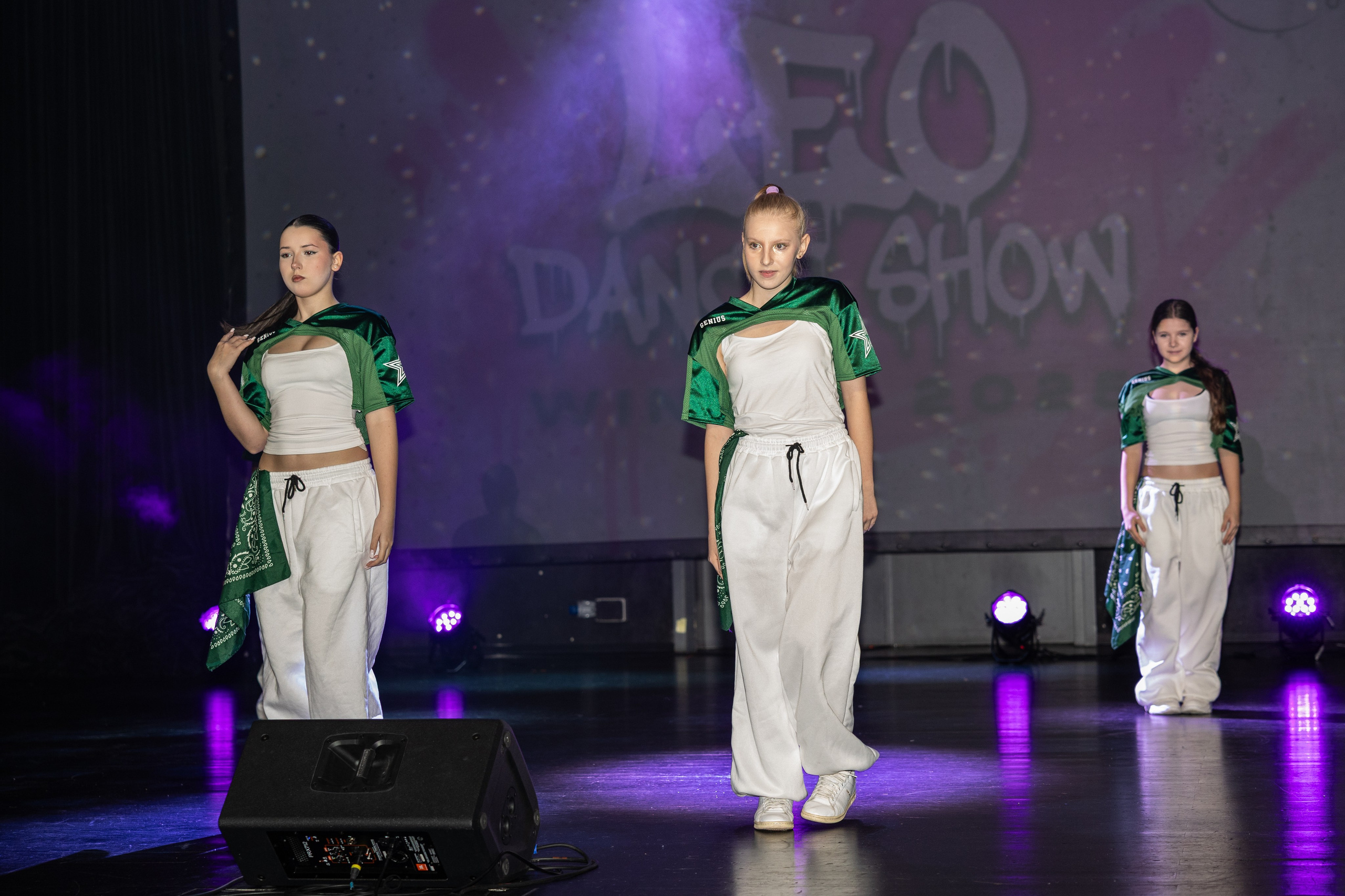 LEO DANCE SHOW WINTER 2025. Семейный и детский фотограф в Варшаве Мила Бобровская