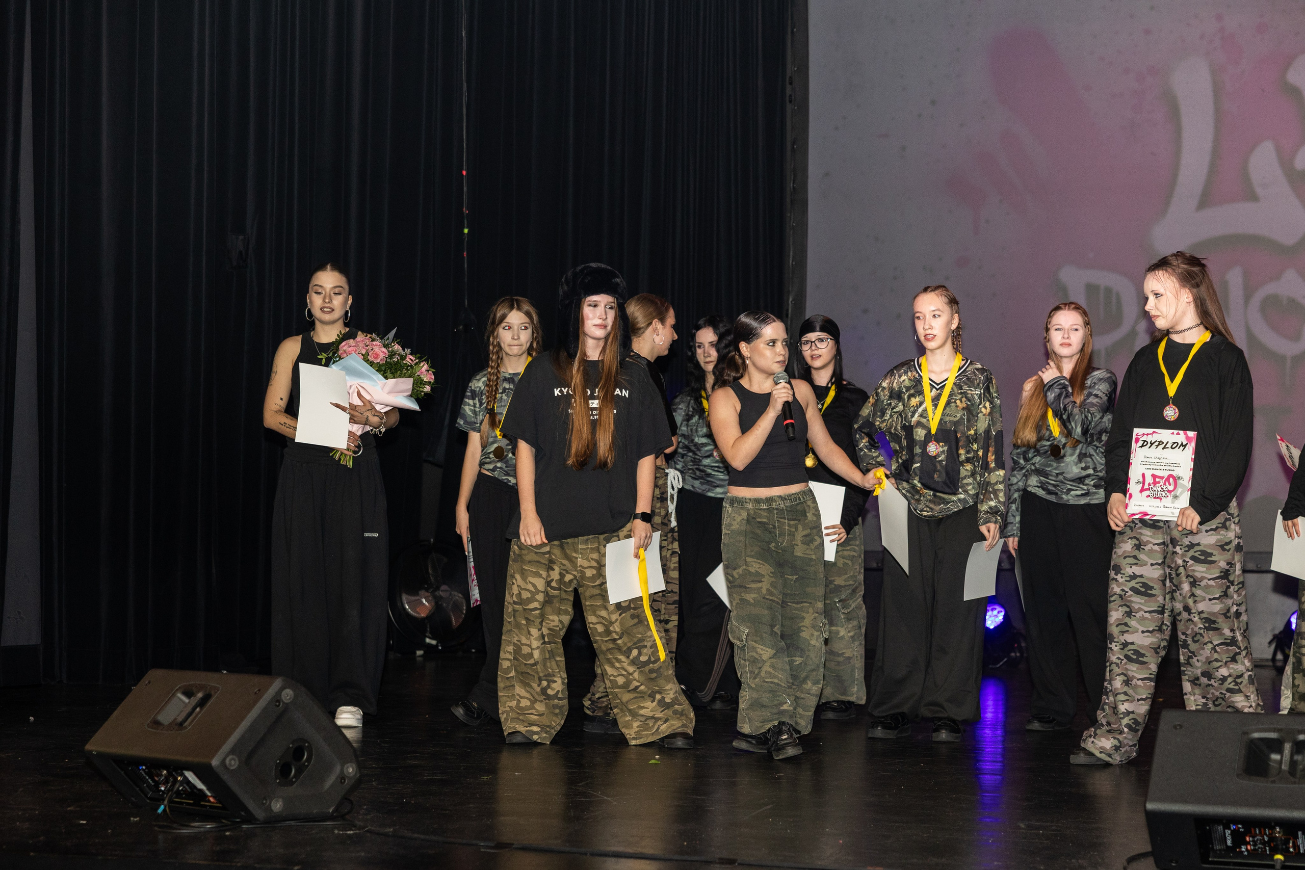 LEO DANCE SHOW WINTER 2025. Семейный и детский фотограф в Варшаве Мила Бобровская