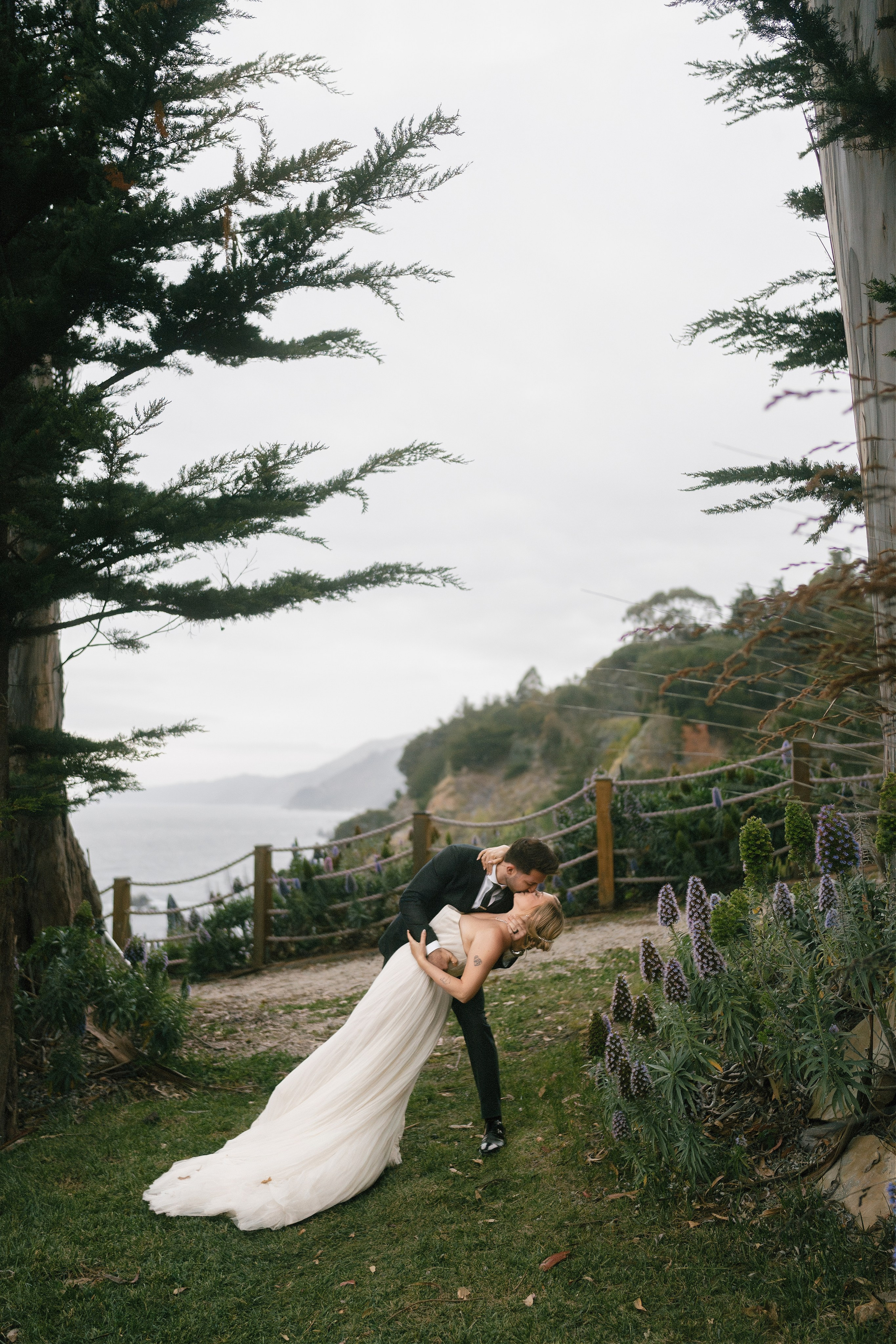 Wedding photographer Big Sur. Wedding Photography & Videography Team in California, Los Angeles, San Francisco, San Diego and Travel