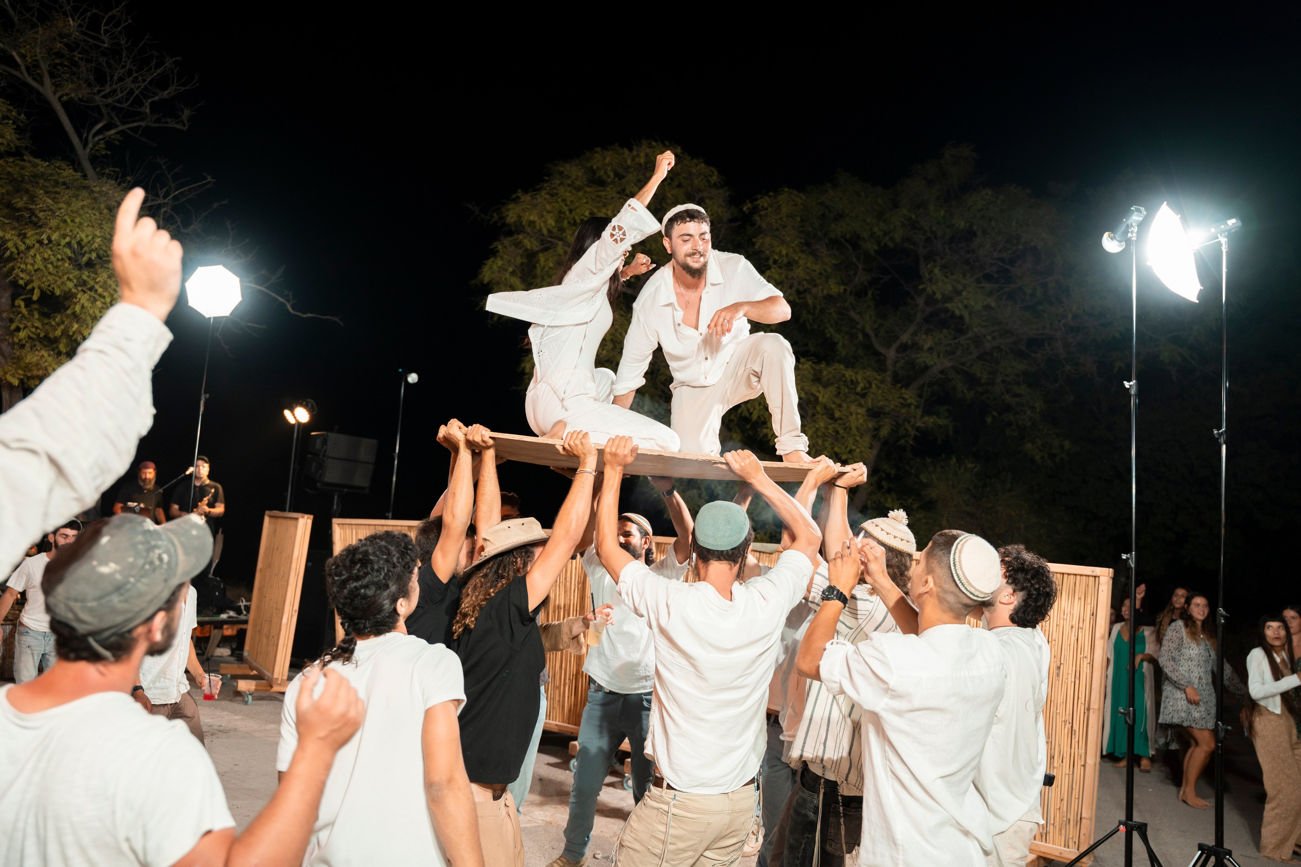 עדן ושלהבת. יוסף מזרחי צילום חתונה, ברית וזוגיות. צלם מקצועי שאוהב להוציא אתכם הכי יפים ברגעים הכי מרגשים