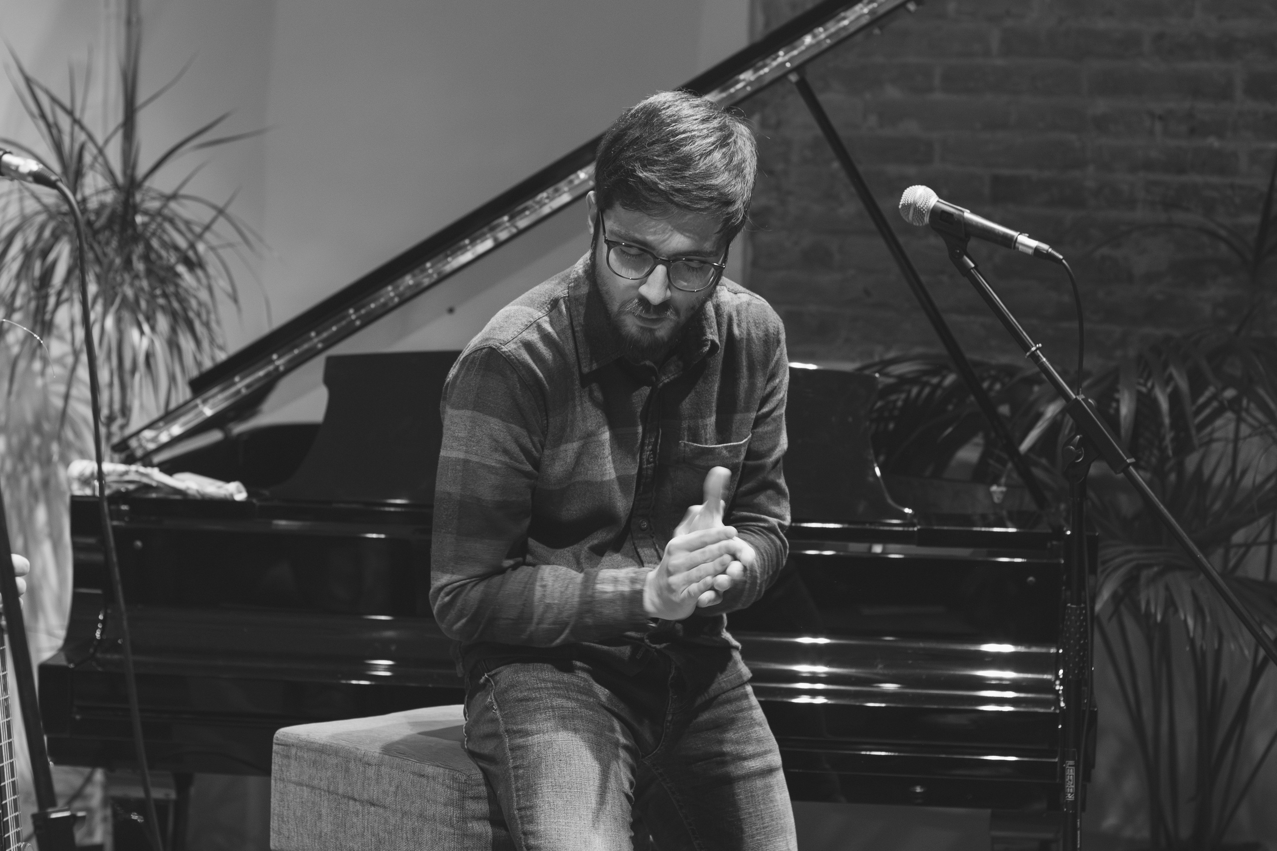 Neslive Music, Barcelona. Alexandra Uzianova — photo and video content in Barcelona