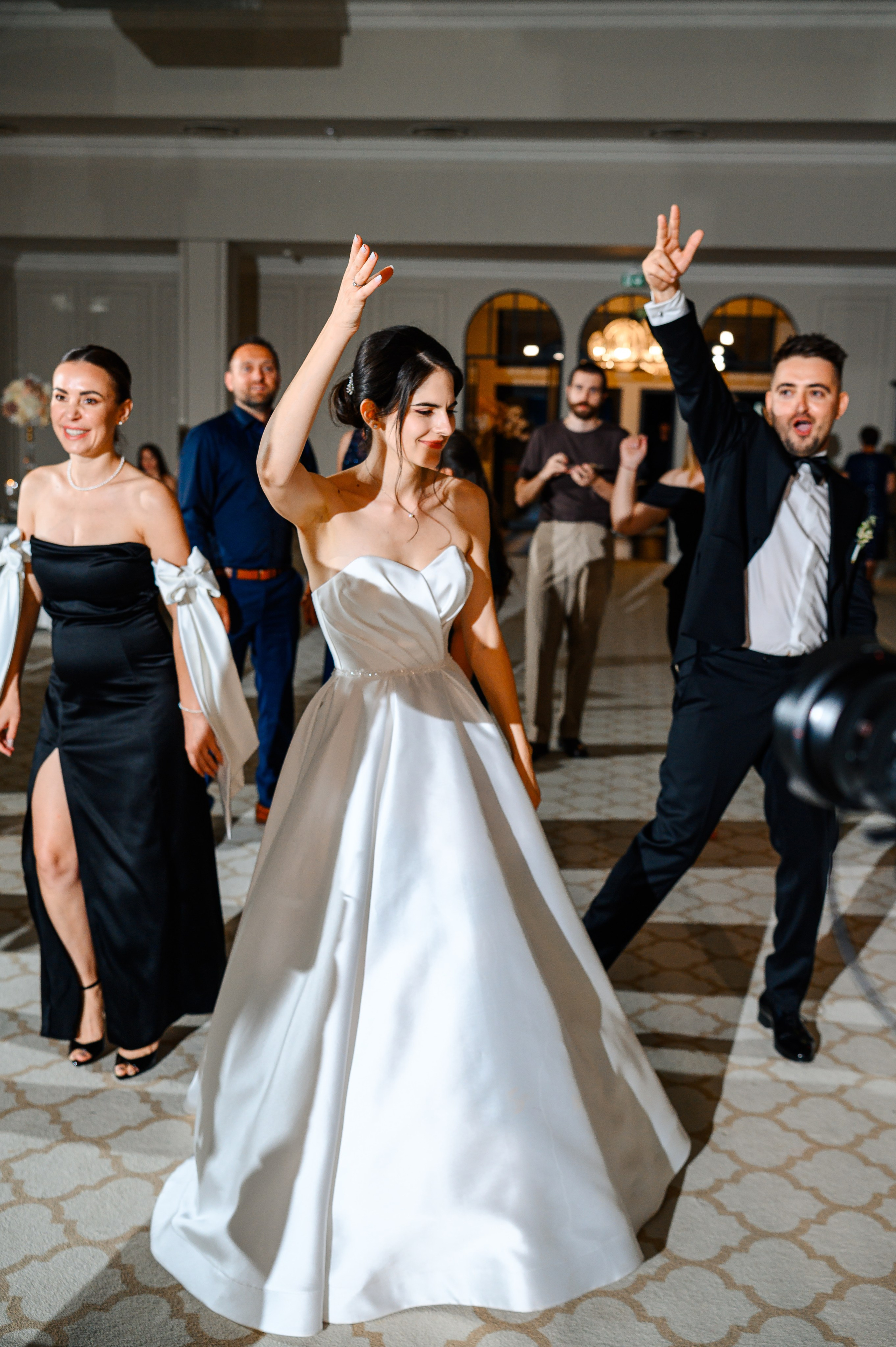 Madalina & Ovidiu. Mugurel Olteanu Fotograf