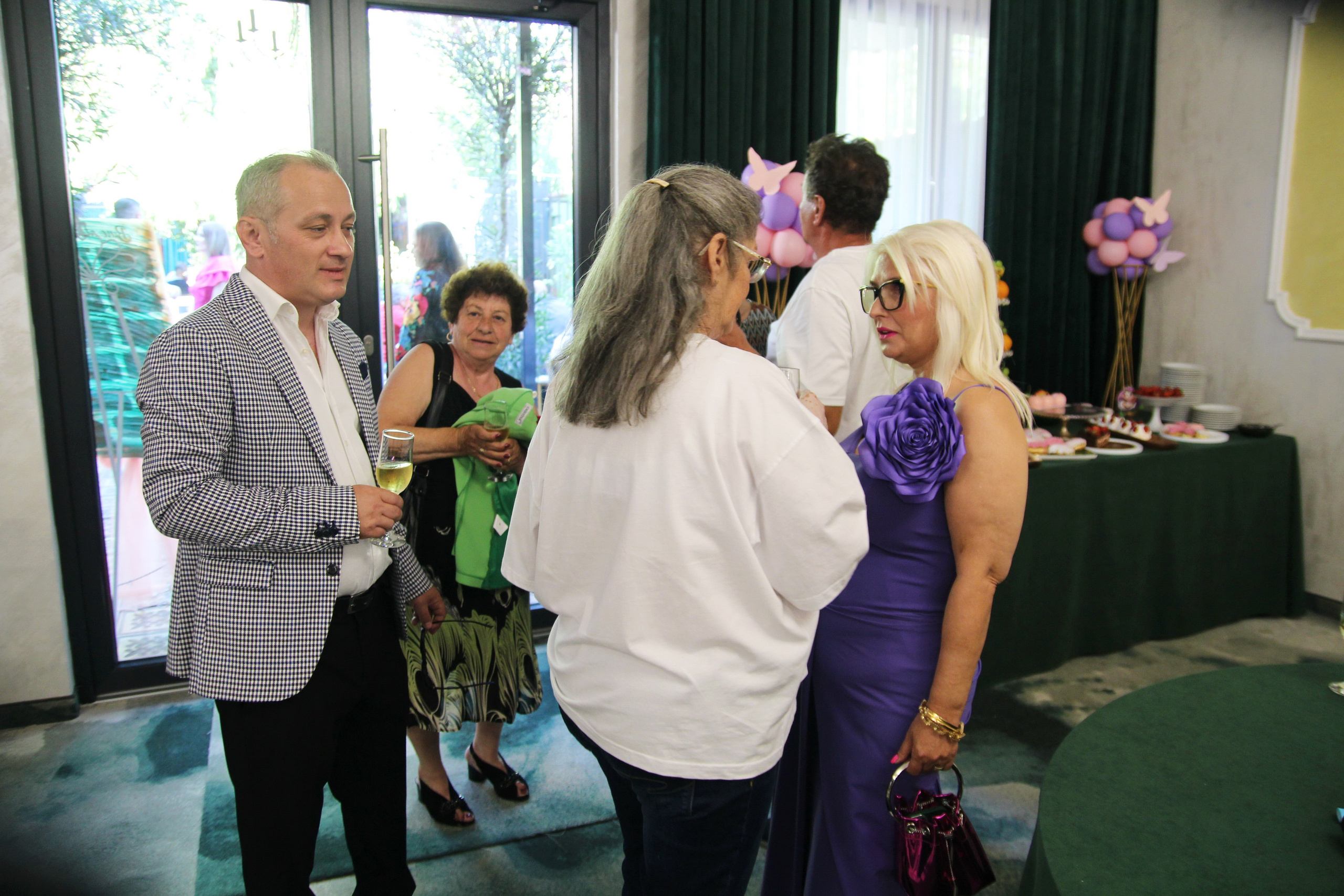 BYZO MEDIA. PETRU BYZO - family and children photographer in ROMANIA