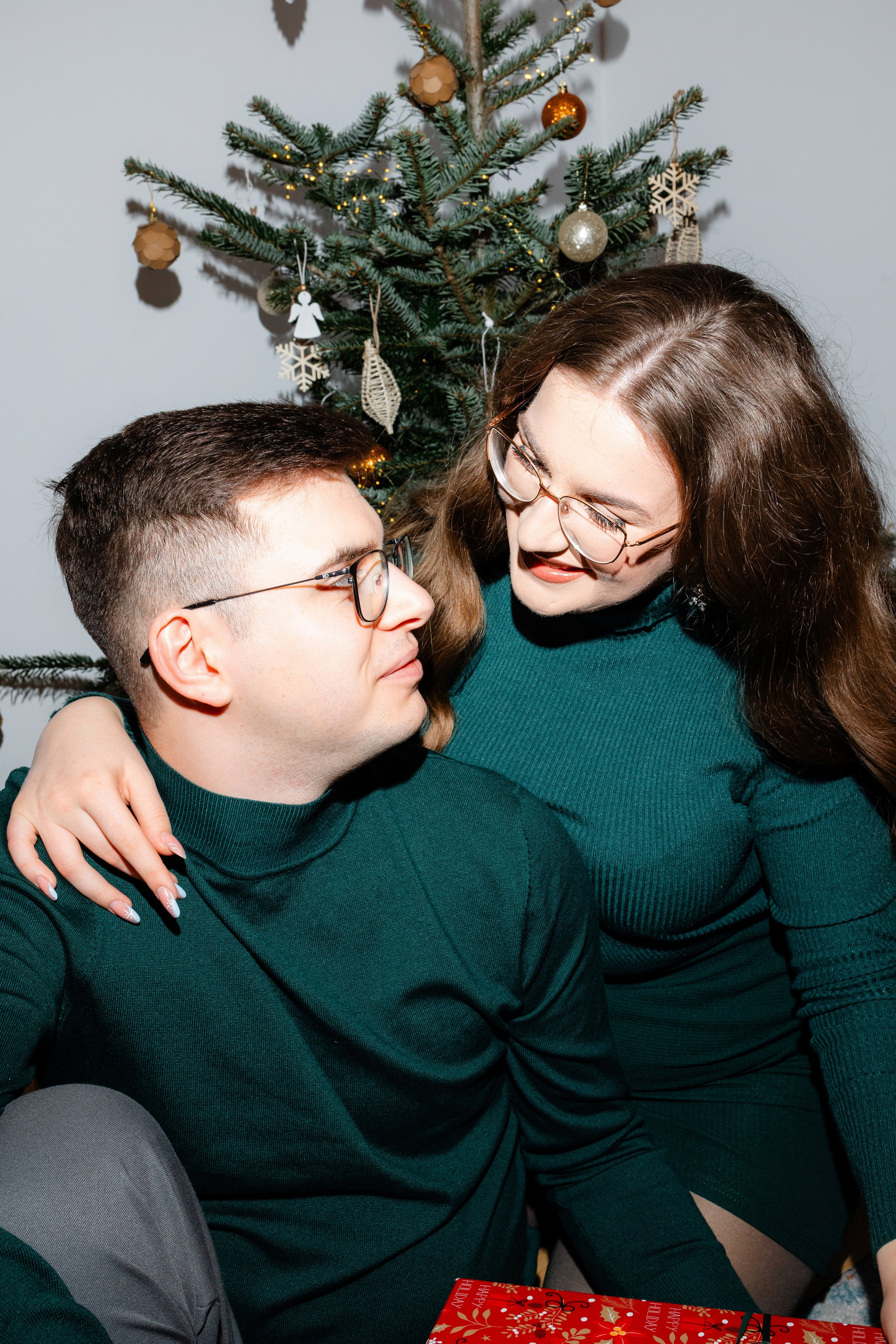 Iustina & Alex. Wedding Photographer, based in Iasi, Romania, but will travel all over the globe to make sure you look amazing in all your wedding photos