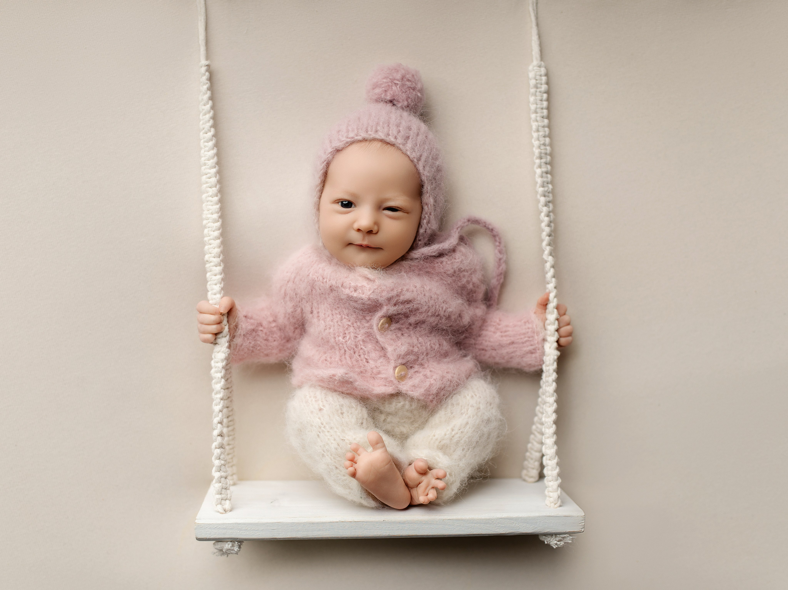 Esu Aleksandra naujagimių ir kudikių fotografė iš Vilniaus