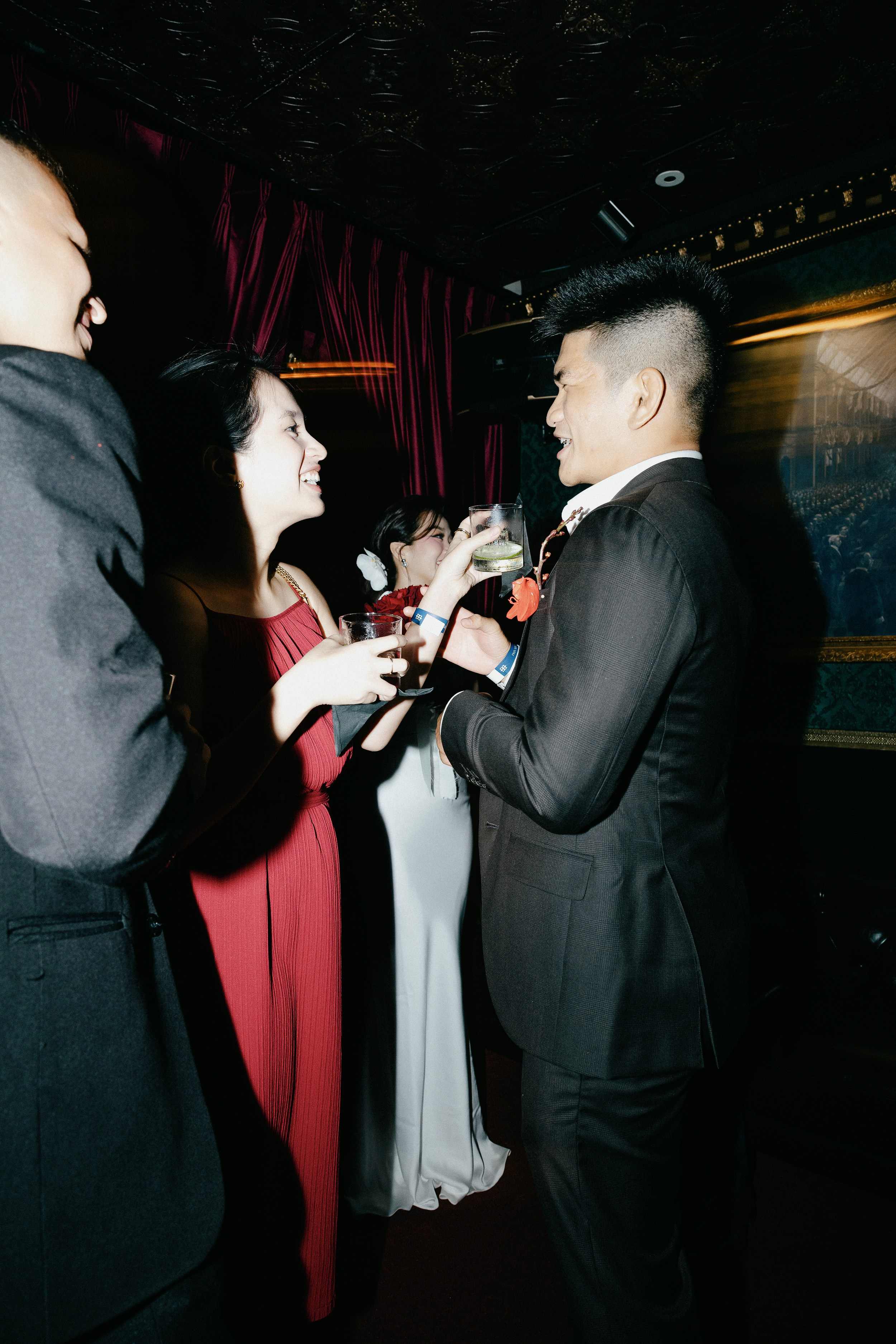 HIEP & TRINH / After wedding. Nhiếp ảnh gia đám cưới hàng đầu tại Thành Phố Hồ Chí Minh