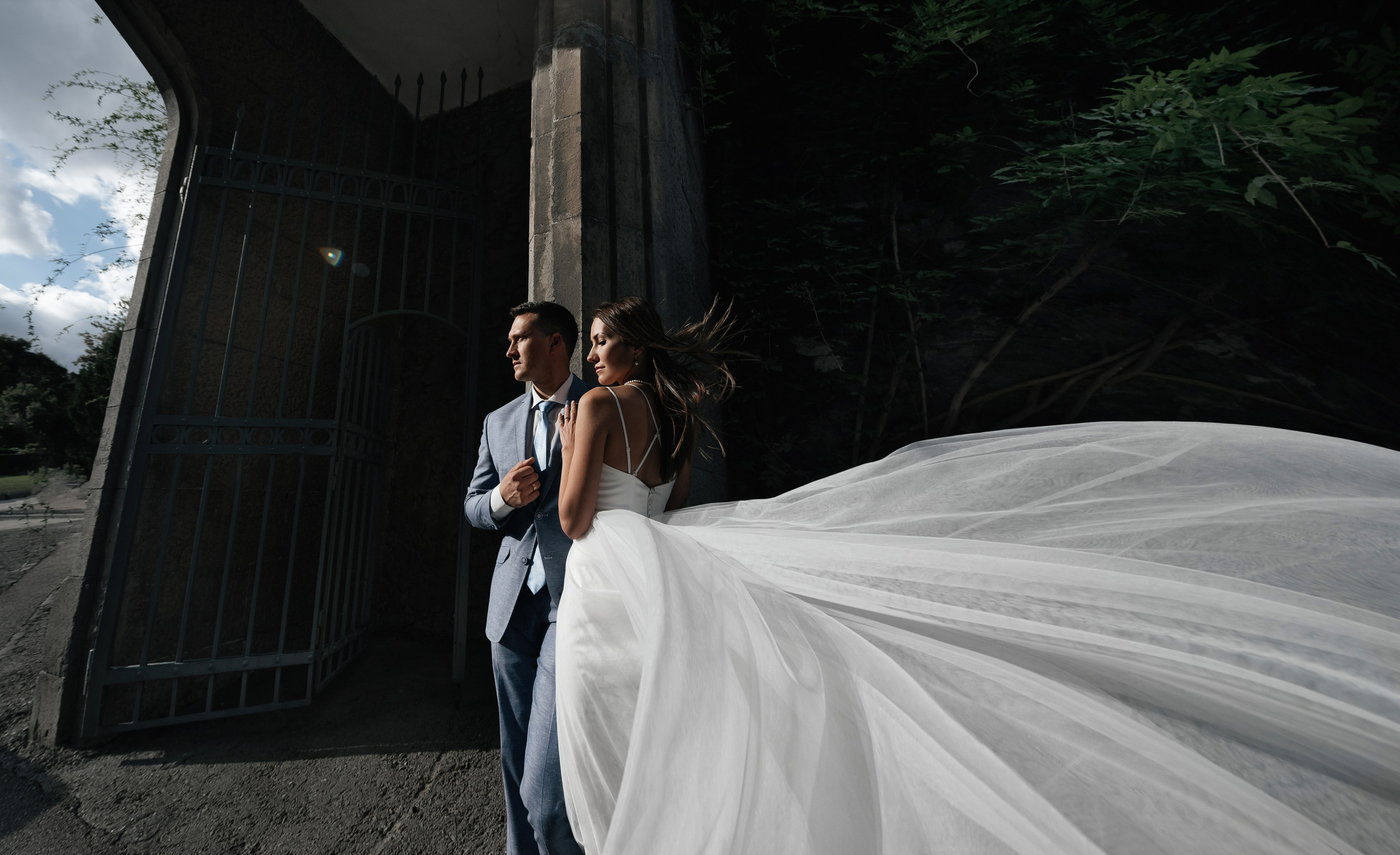 Dmitrii & Albina. Photographer Emil Nalbantov Professional photographer & retoucher