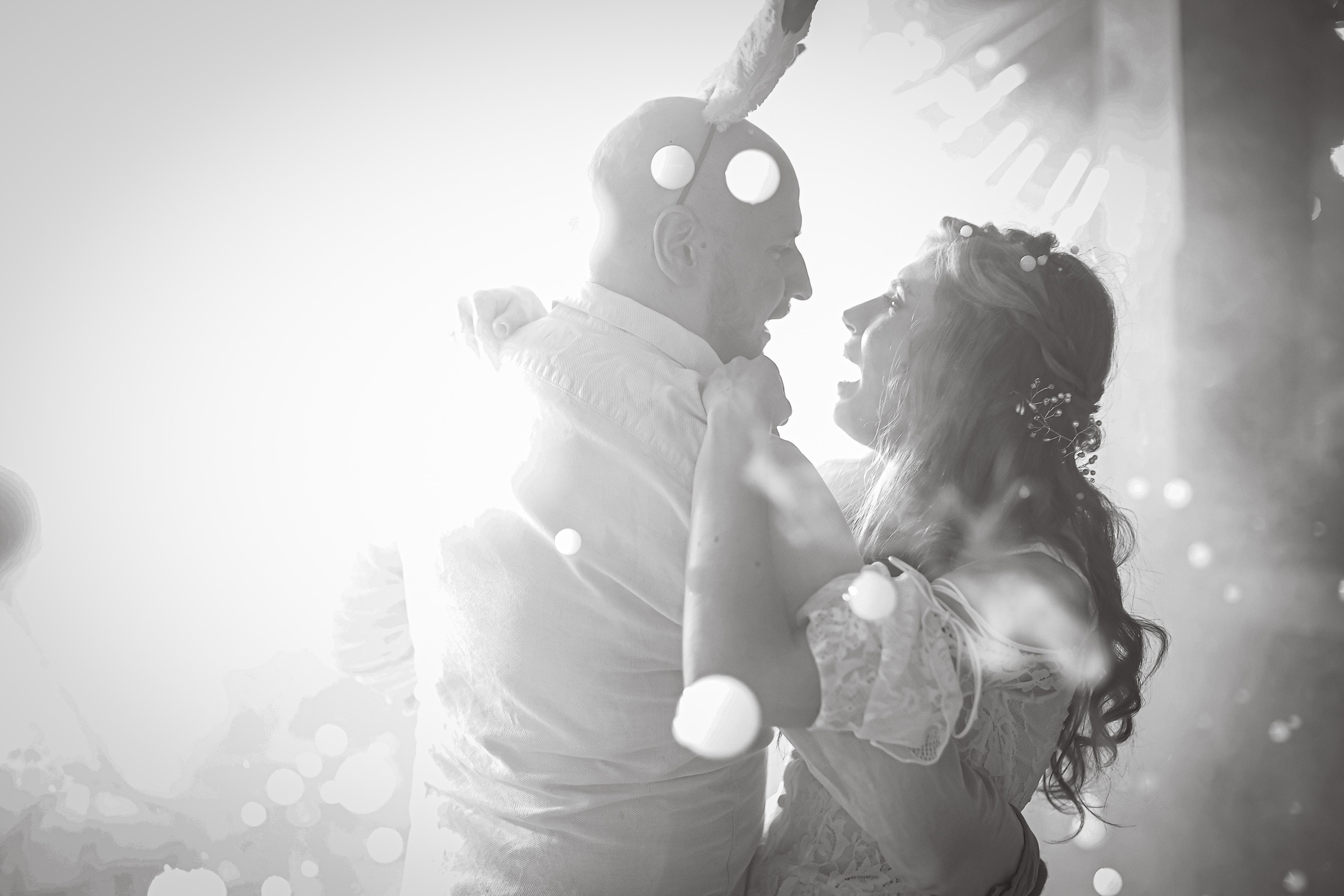 Orsi & Remus, eleganță în inima Transilvaniei. Rares Bucur is a professional wedding photographer based in Cluj-Napoca, Romania, specializing in wedding photography