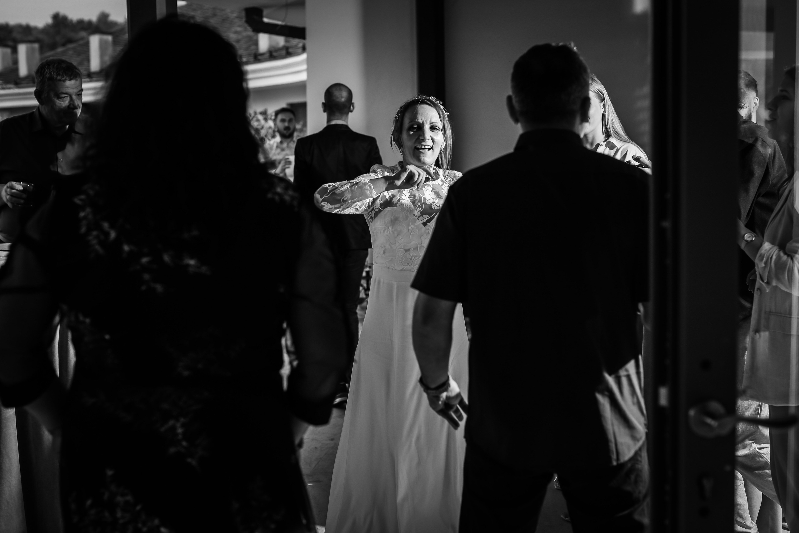 Oana&Bogdan — distractie, rasete, amintiri. Rares Bucur is a professional wedding photographer based in Cluj-Napoca, Romania, specializing in wedding photography