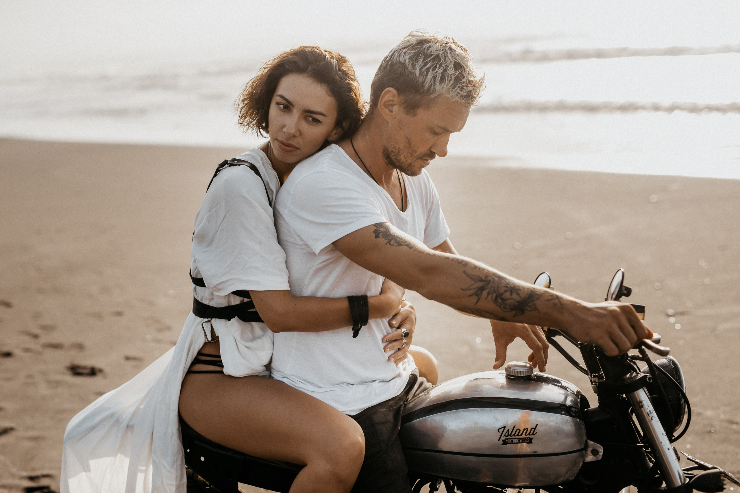 Kirill & Elena. Свадебный фотограф Аскар Бумага