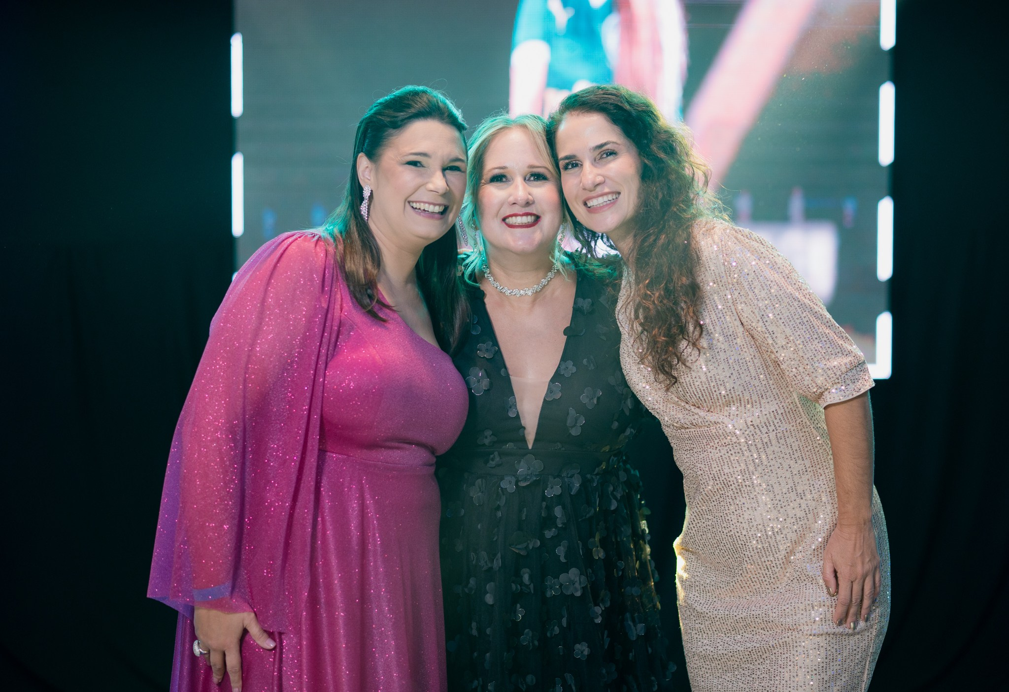 Lara — Hall Palace / Bauru SP. Robson Colaço