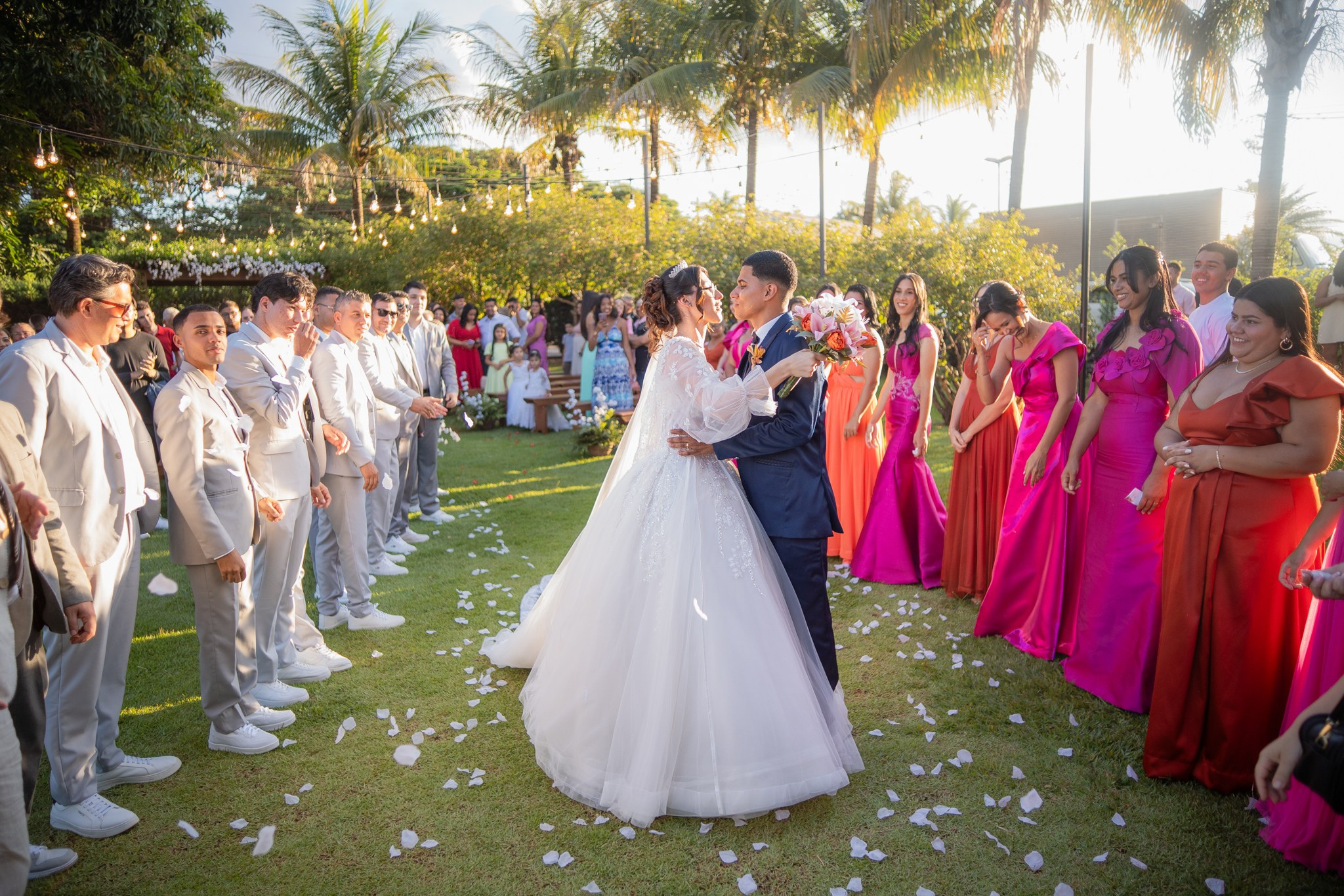 Larissa & Vinicius — Espaço Faveral / Aararaquara. Robson Colaço