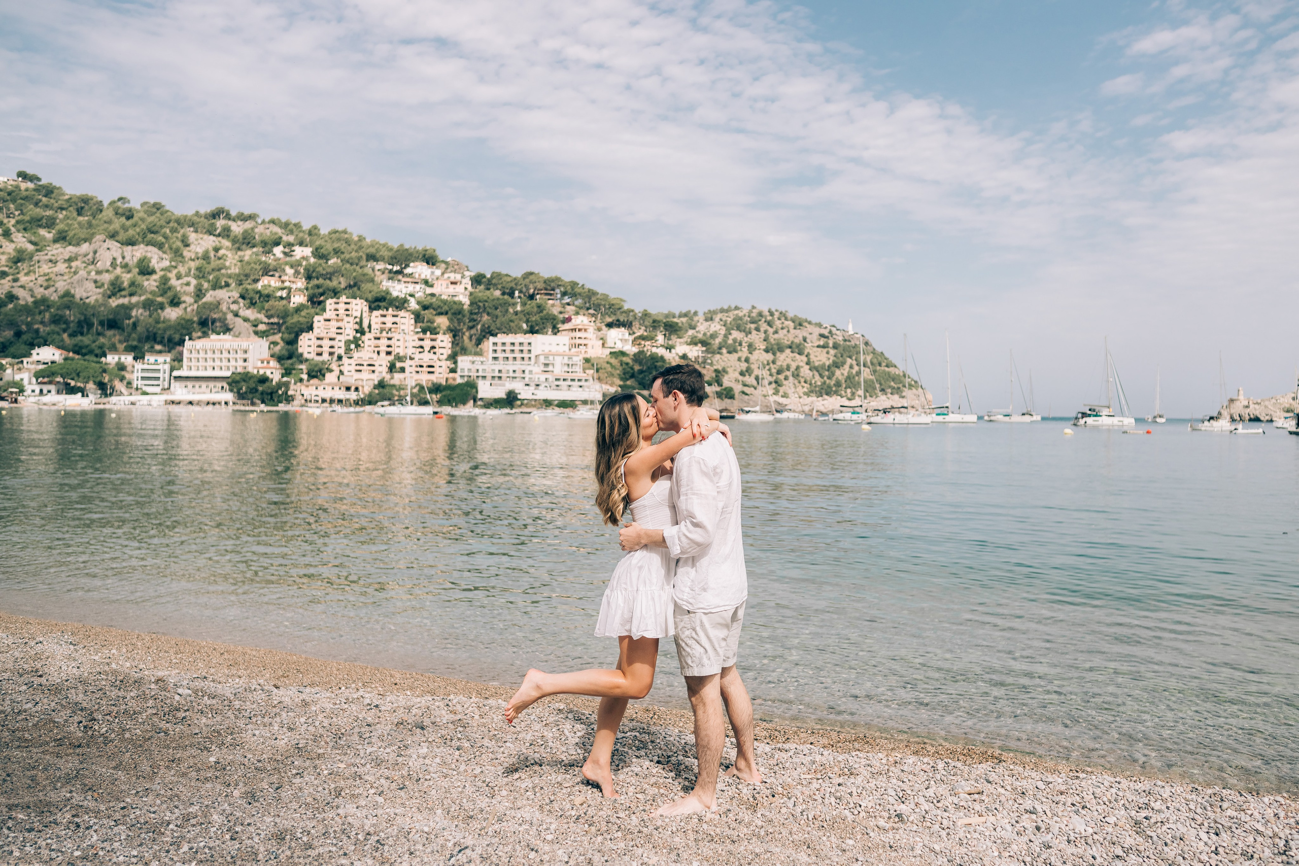 Relaxed Couple Session in Mallorca — Citrus Fields & Seaside. Фотограф у Пальма де Майорка