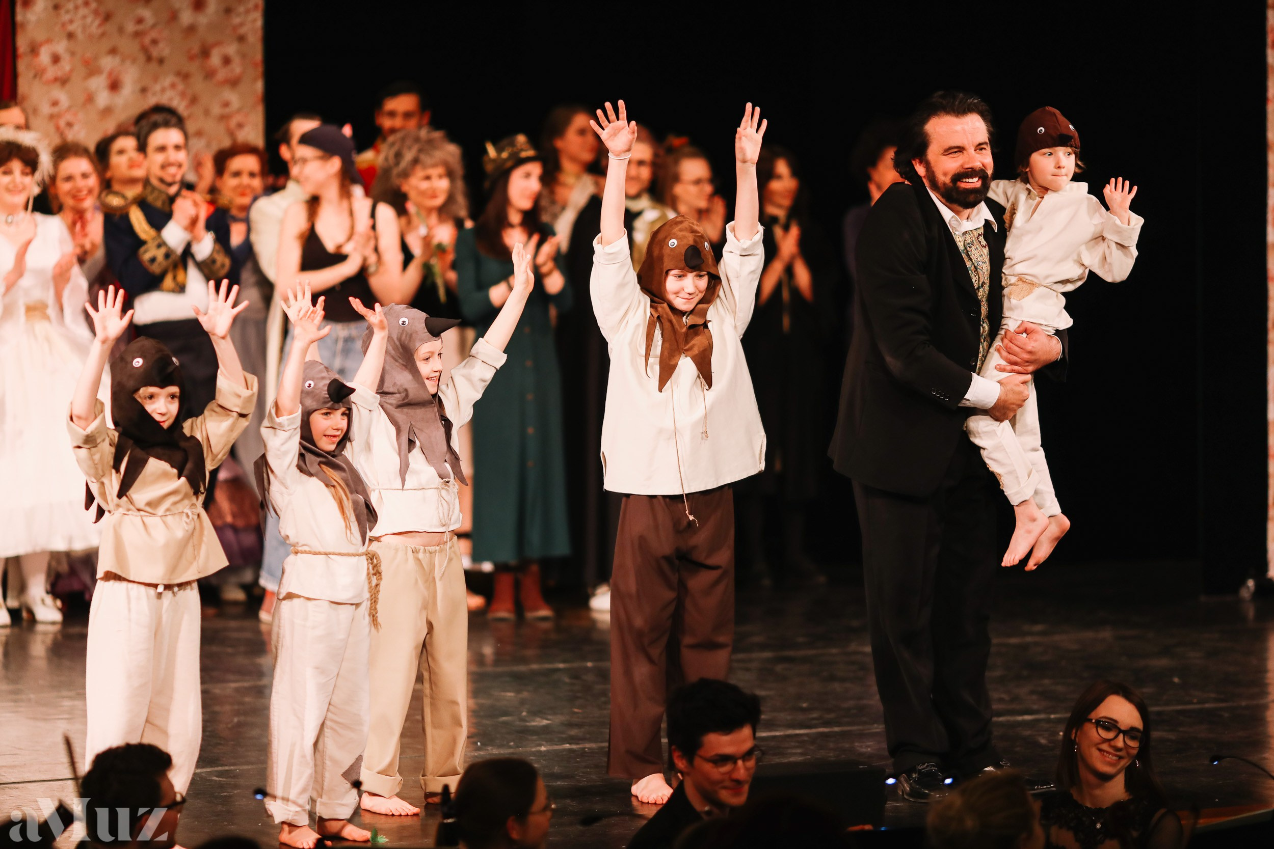 Opera Łąkowa. Fotograf Ślubny Warszawa - Sesje Biznesowe Rodzinne Eventy