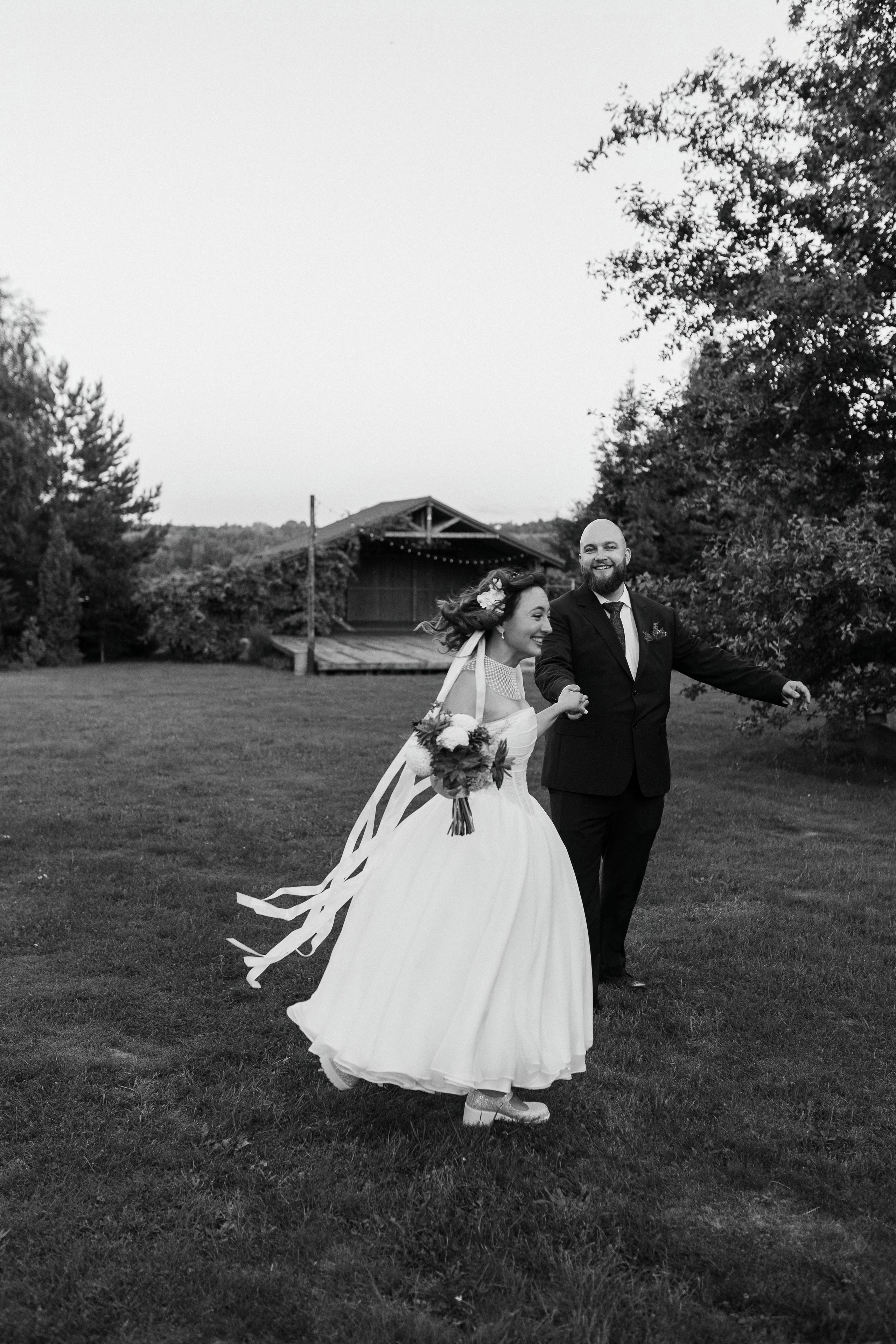 Janina & Wladek. Dworzyszcze Wola. 23.07.2025. Fotograf ślubny i rodzinny w Krakowie Yana Klymova