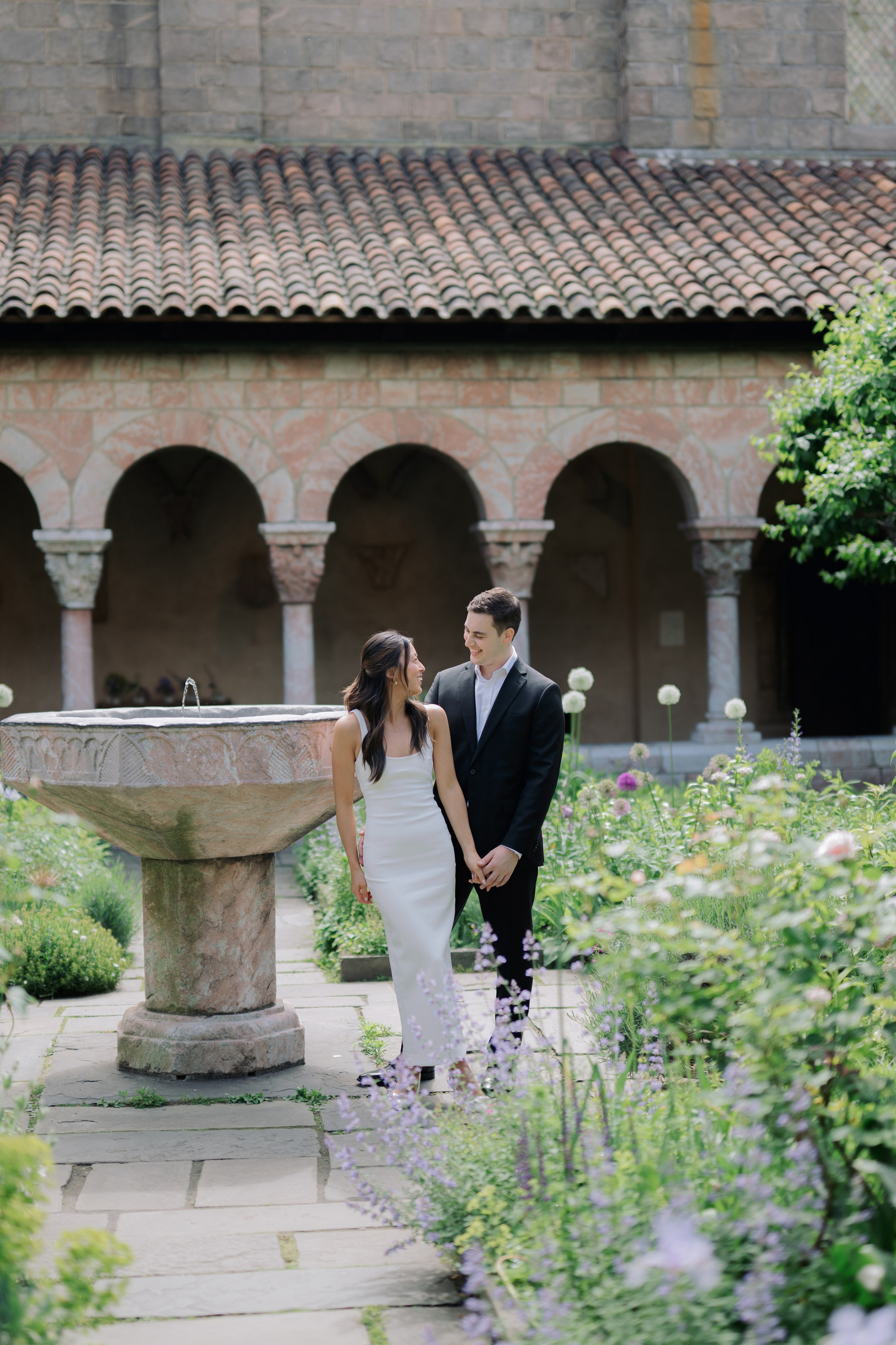 Jennifer & John. Engagement Photoshoot at The Cloisters, Fort Tryon Park