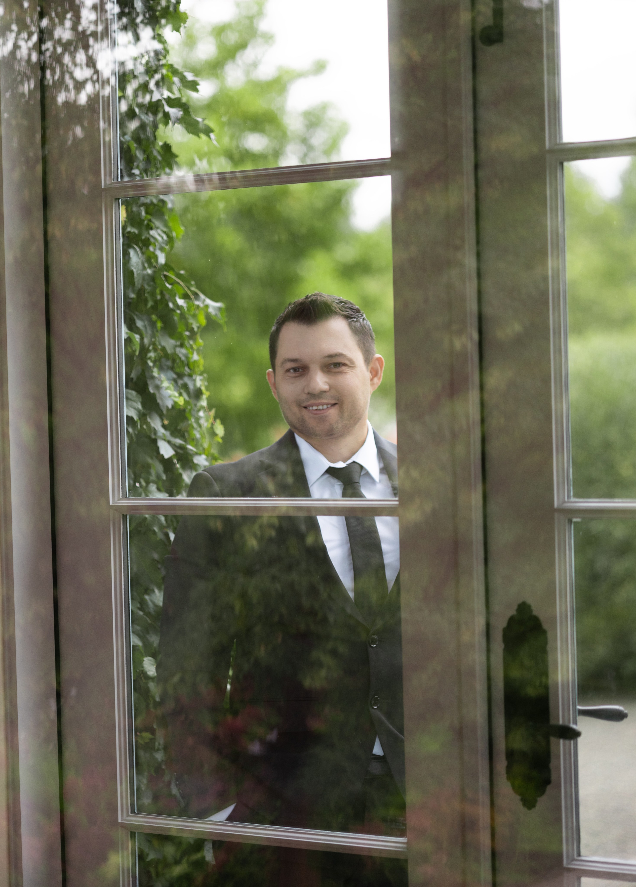 Max and Julia. Family and Wedding photographer