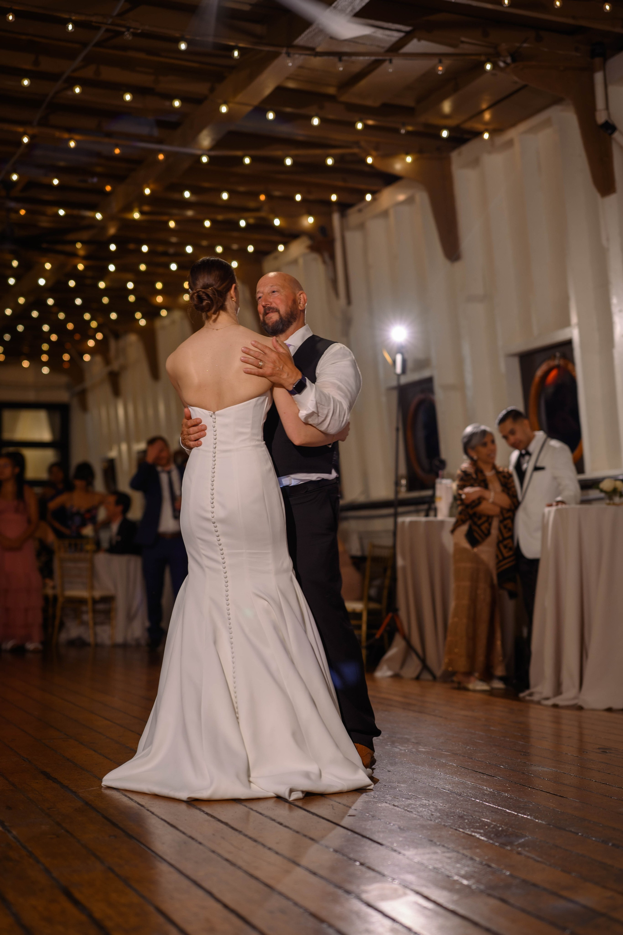 Kevin & Katie. Wedding & portrait photography in the Seattle Area. Helen Michelle photographer