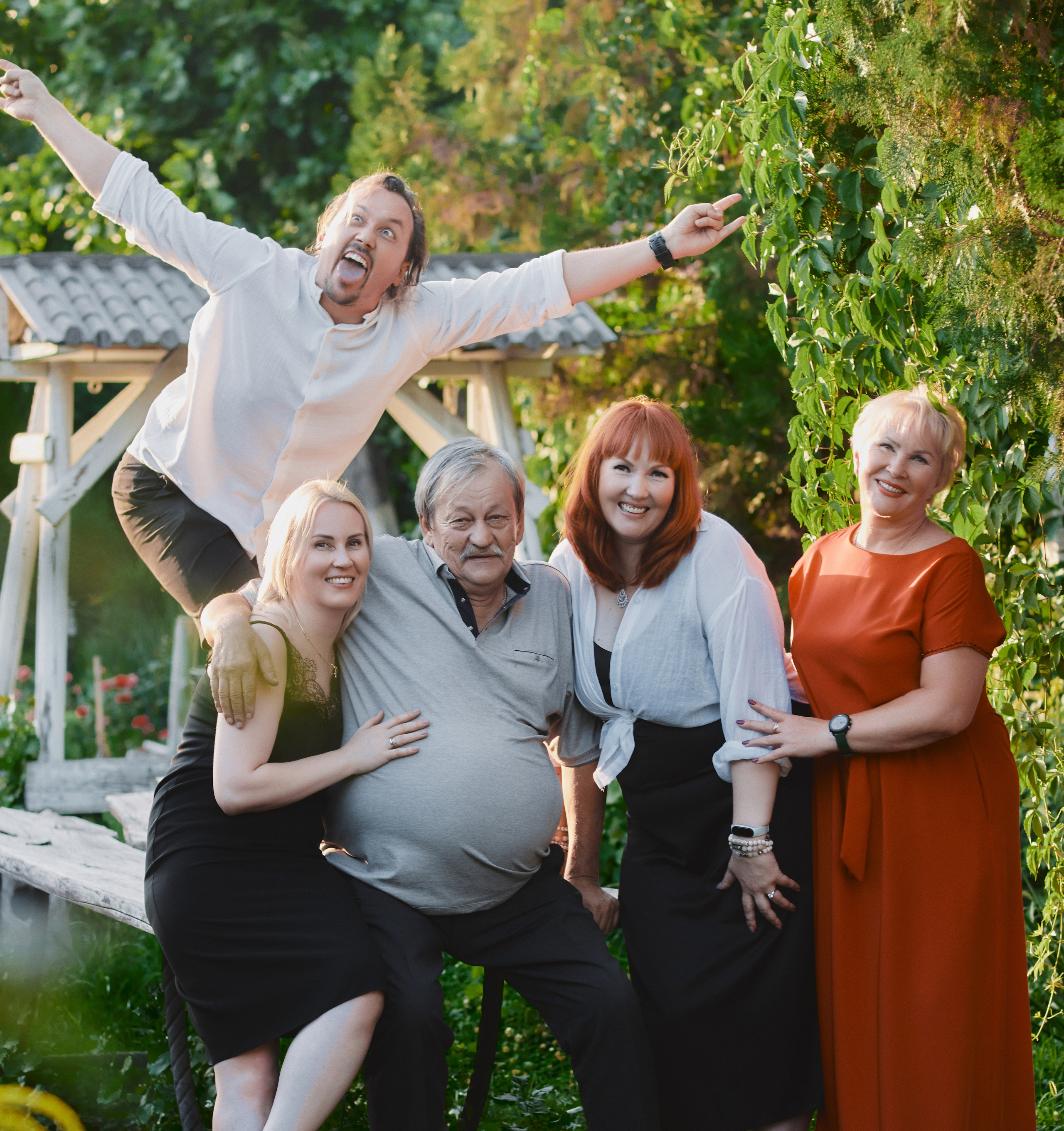 Большая Семейная Фотосессия Вартанова – Ваш Семейный Фотограф в Бишкек. Валерия Вартанова. Фотограф