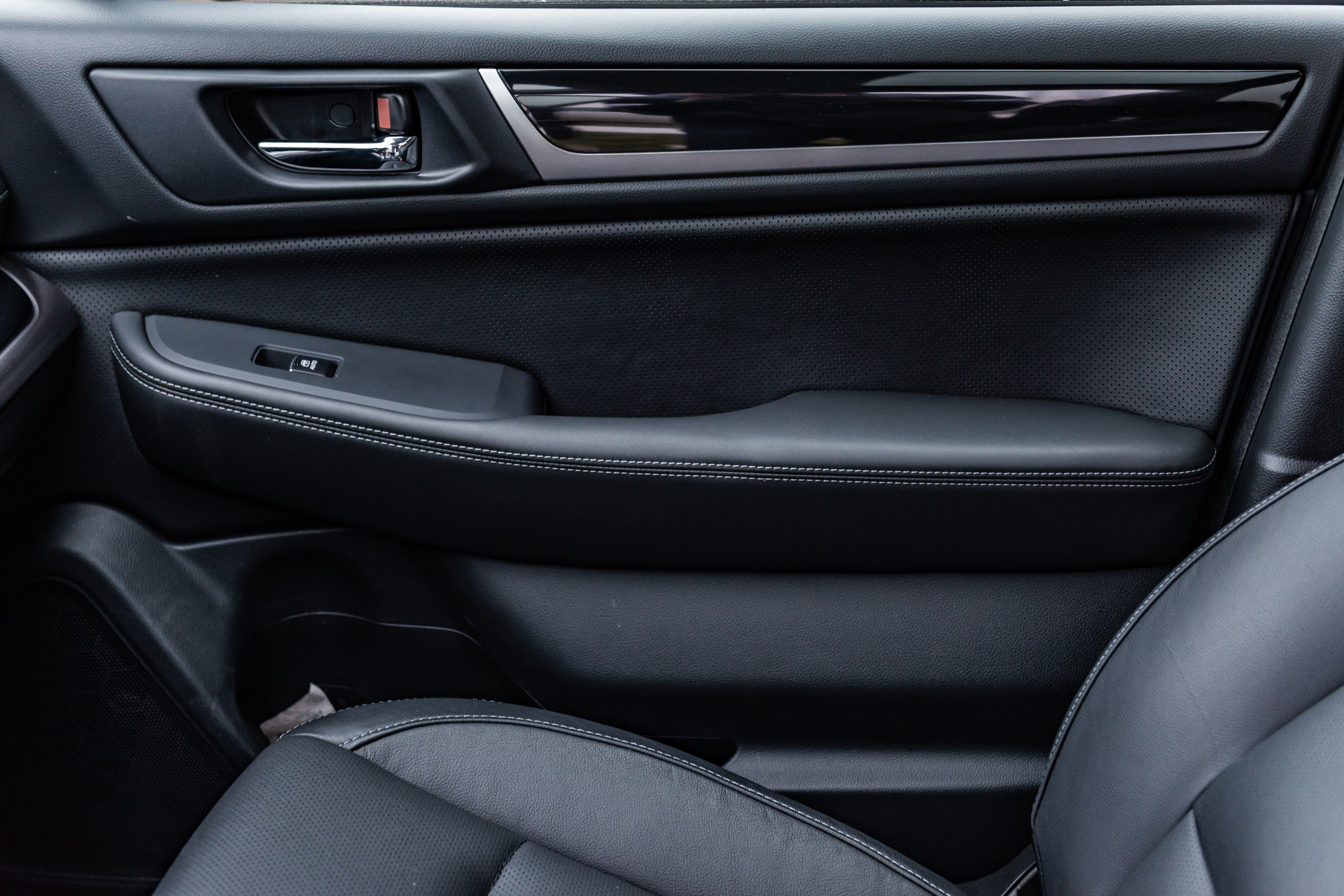 Автомобильная фотосъемка Subaru Outback Black Line. FOTÓGRAFO MÉXICO QUINTANA ROO