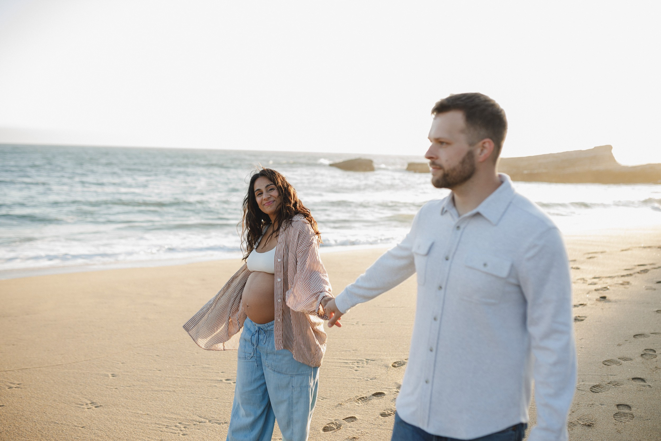 Panther Beach Sunset Maternity Story. Maternity, newborn photographer in the Bay Area|Iryna Rakivnenko