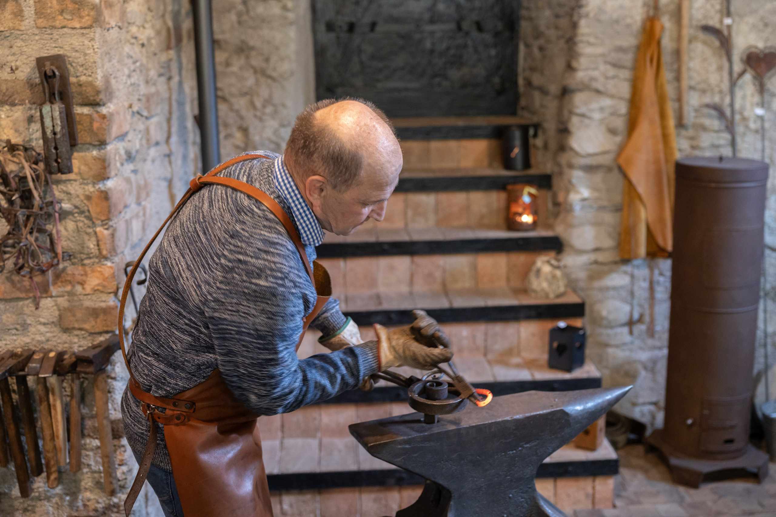 Schmied, Goldegg, 2024. Guzel Kolobova| Fotografin| Salzburg