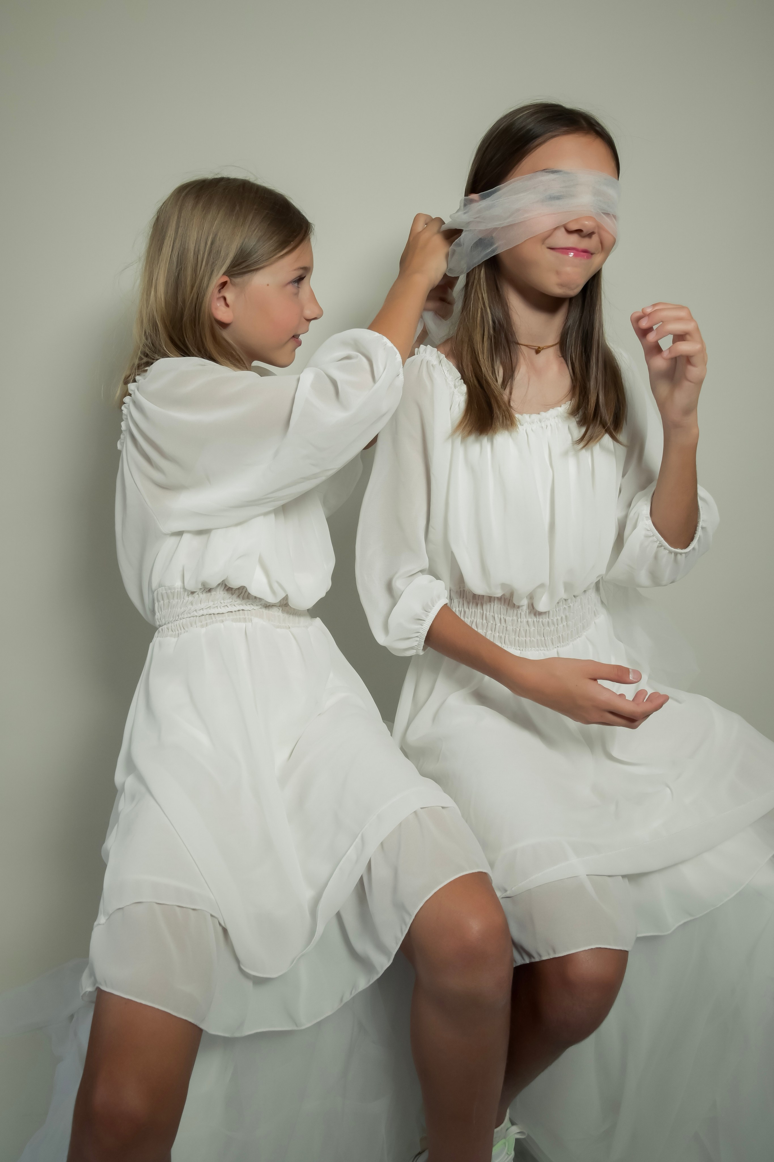 ELISA E SOFIA - SESSIONE FOTOGRAFICA ESTIVA LE SORELLE CON LA MAMMA