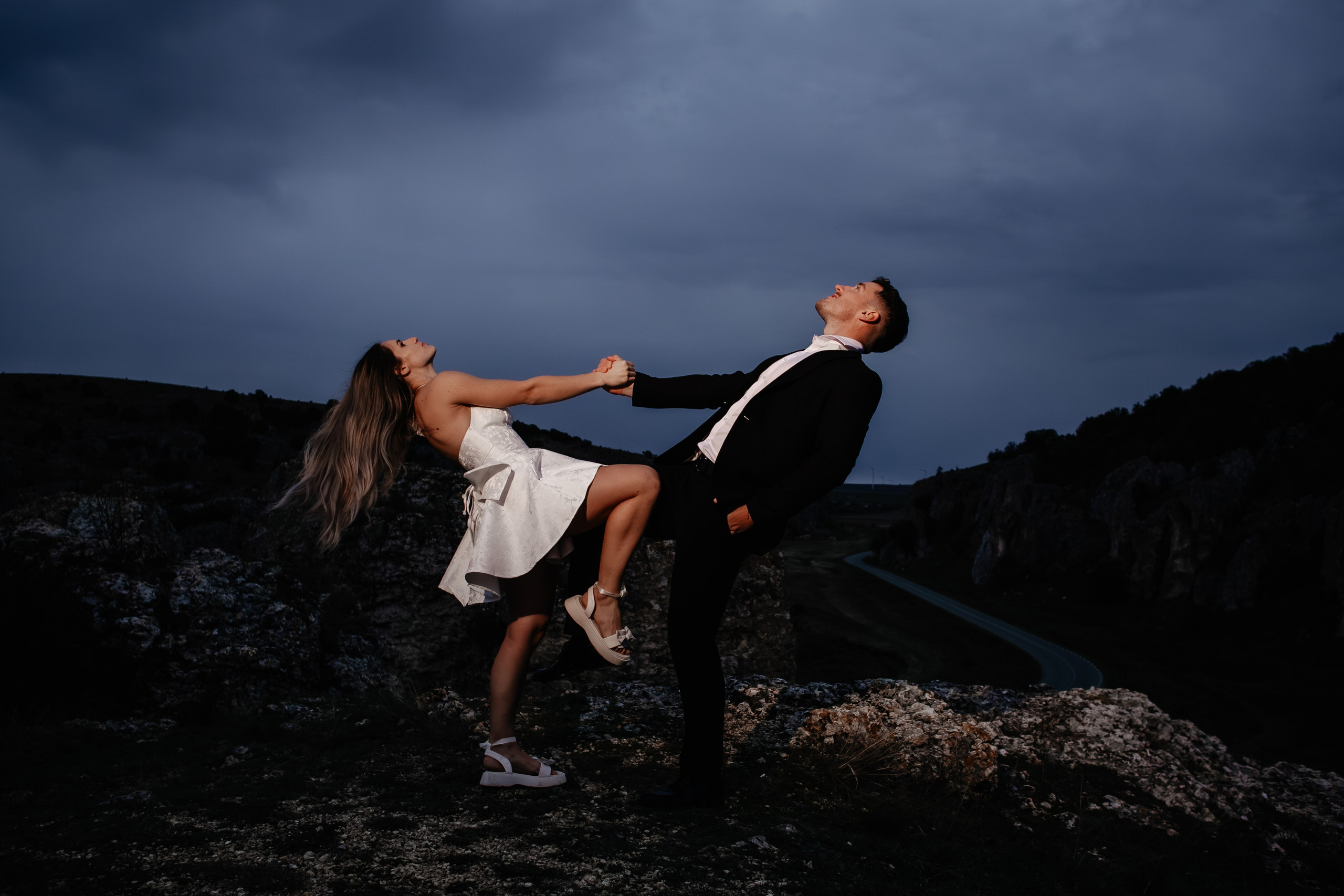 ANDREEA & RAZVAN - SAVE THE DATE. Fotograf Nuntă | Lucian Murgeanu - Fotograf Profesionist Evenimente