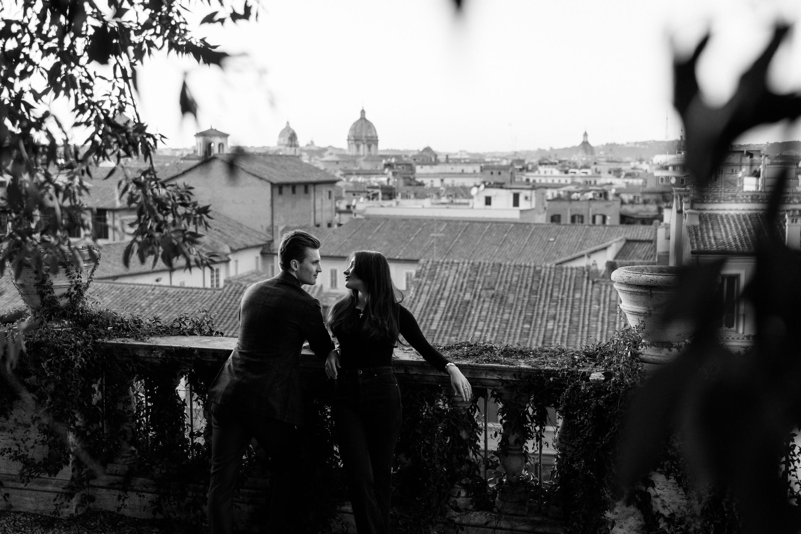 Wedding photographer Italy Rome, Tuscany, Lake Como, Sicily, Puglia. Wedding Photographer Rome Tuscany Como Sicily Puglia Amalfy Italy- Oksana Savenchuk