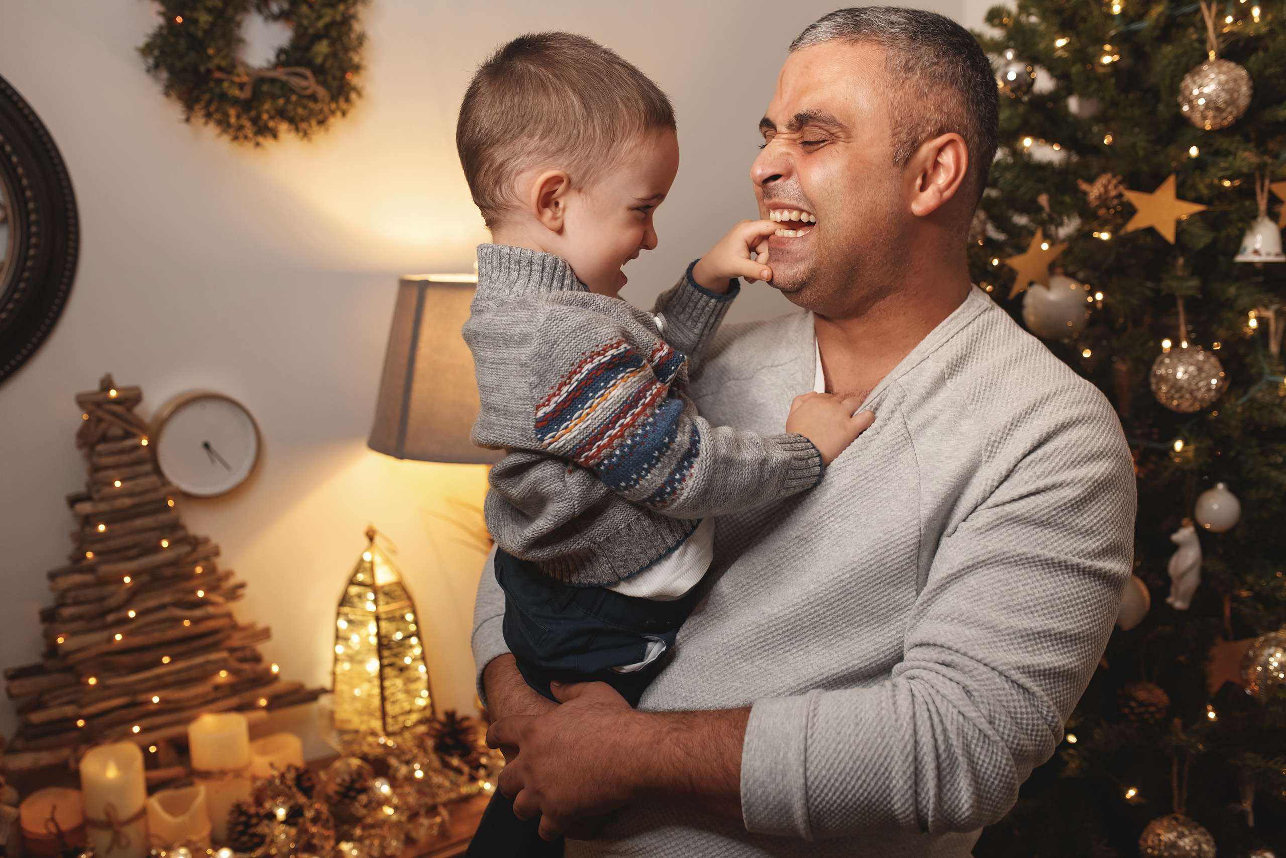 12.11.2020 Christmas Family Photoshoot 19. Wedding family event photographer in Chicago Nick Yushevich