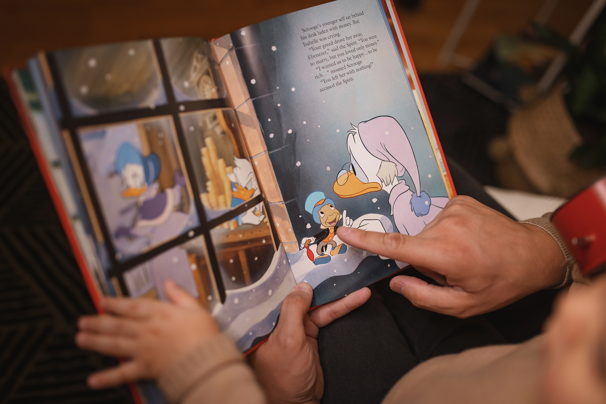 12.05.2020 Christmas Family Photoshoot 15. Wedding family event photographer in Chicago Nick Yushevich