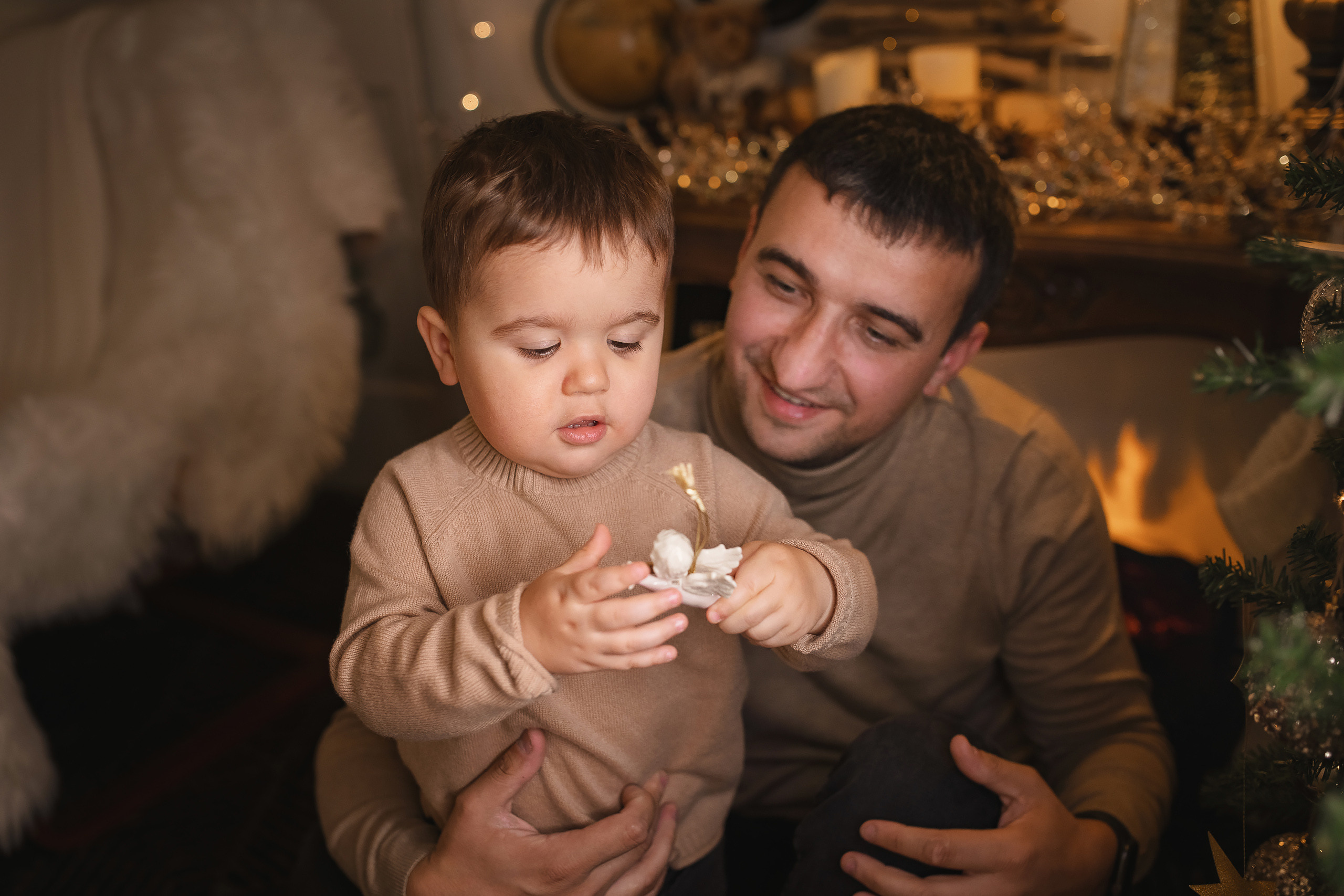 12.05.2020 Christmas Family Photoshoot 15. Wedding family event photographer in Chicago Nick Yushevich