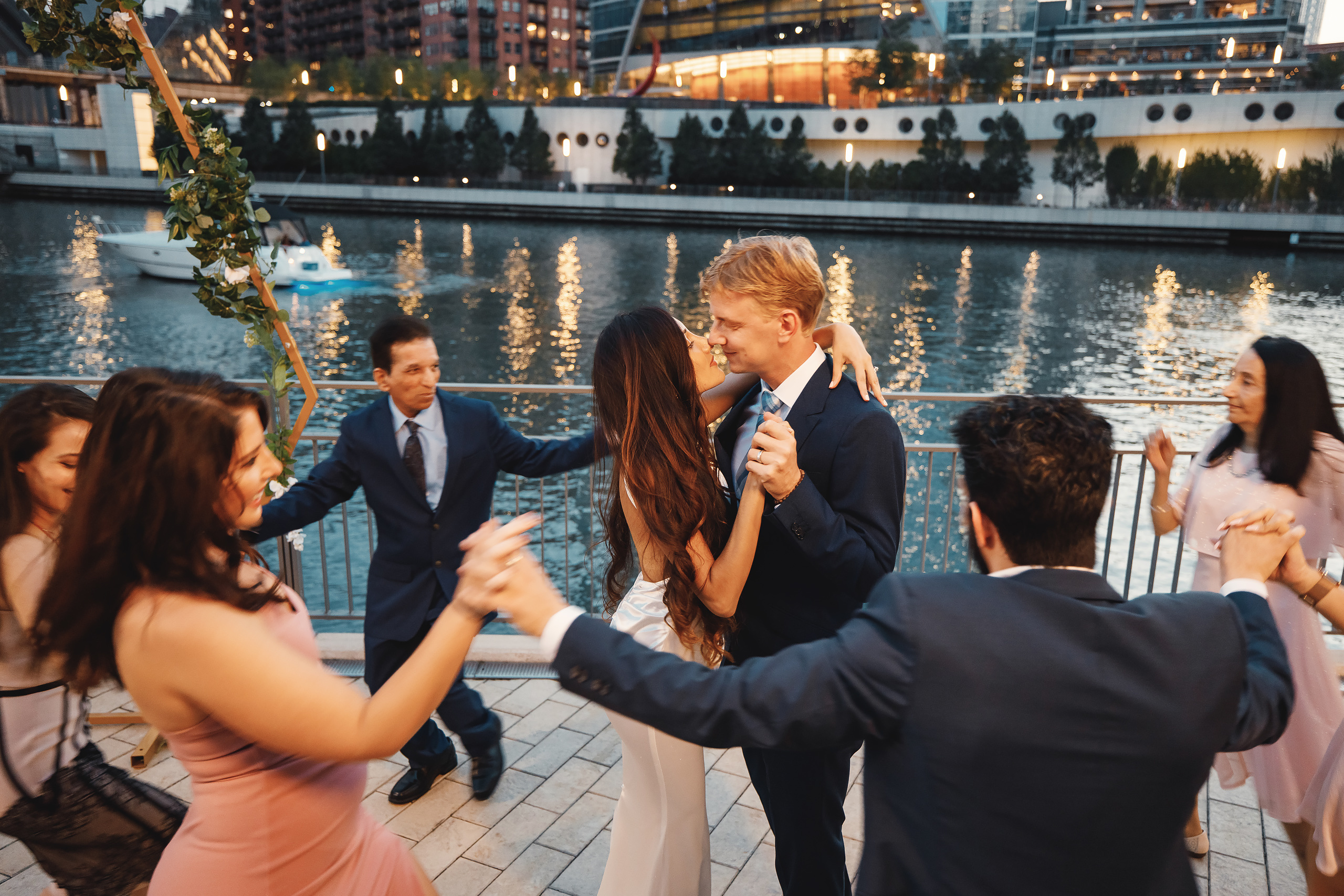 09.25.2020 Wedding. Wedding family event photographer in Chicago Nick Yushevich