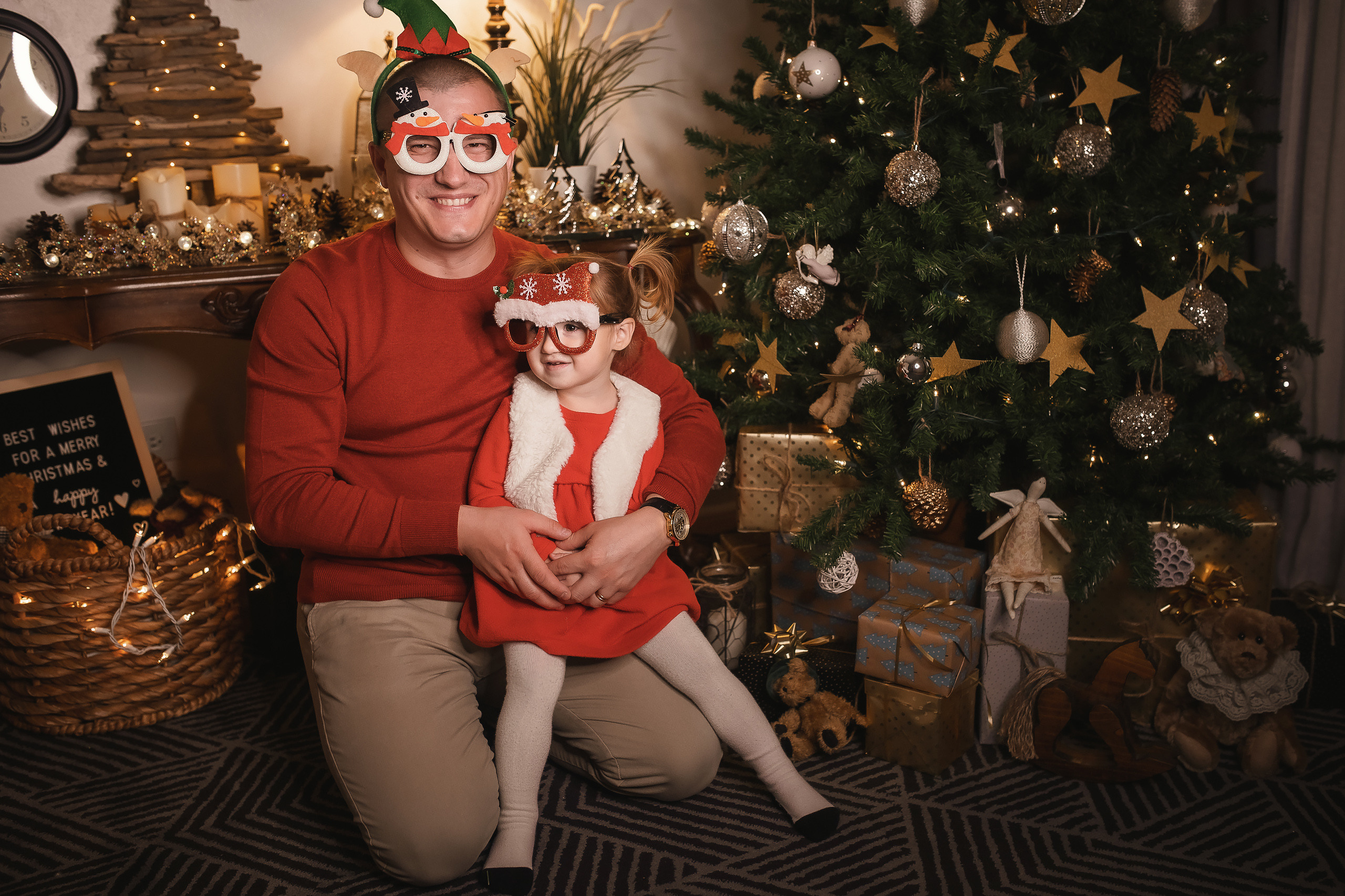 11.28.2020 Christmas Family Photoshoot 7. Wedding family event photographer in Chicago Nick Yushevich