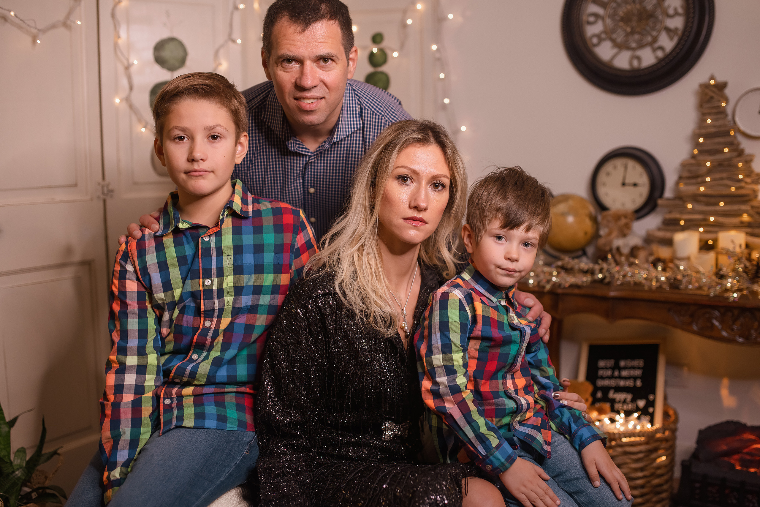 12.05.2020 Christmas Family Photoshoot 13. Wedding family event photographer in Chicago Nick Yushevich