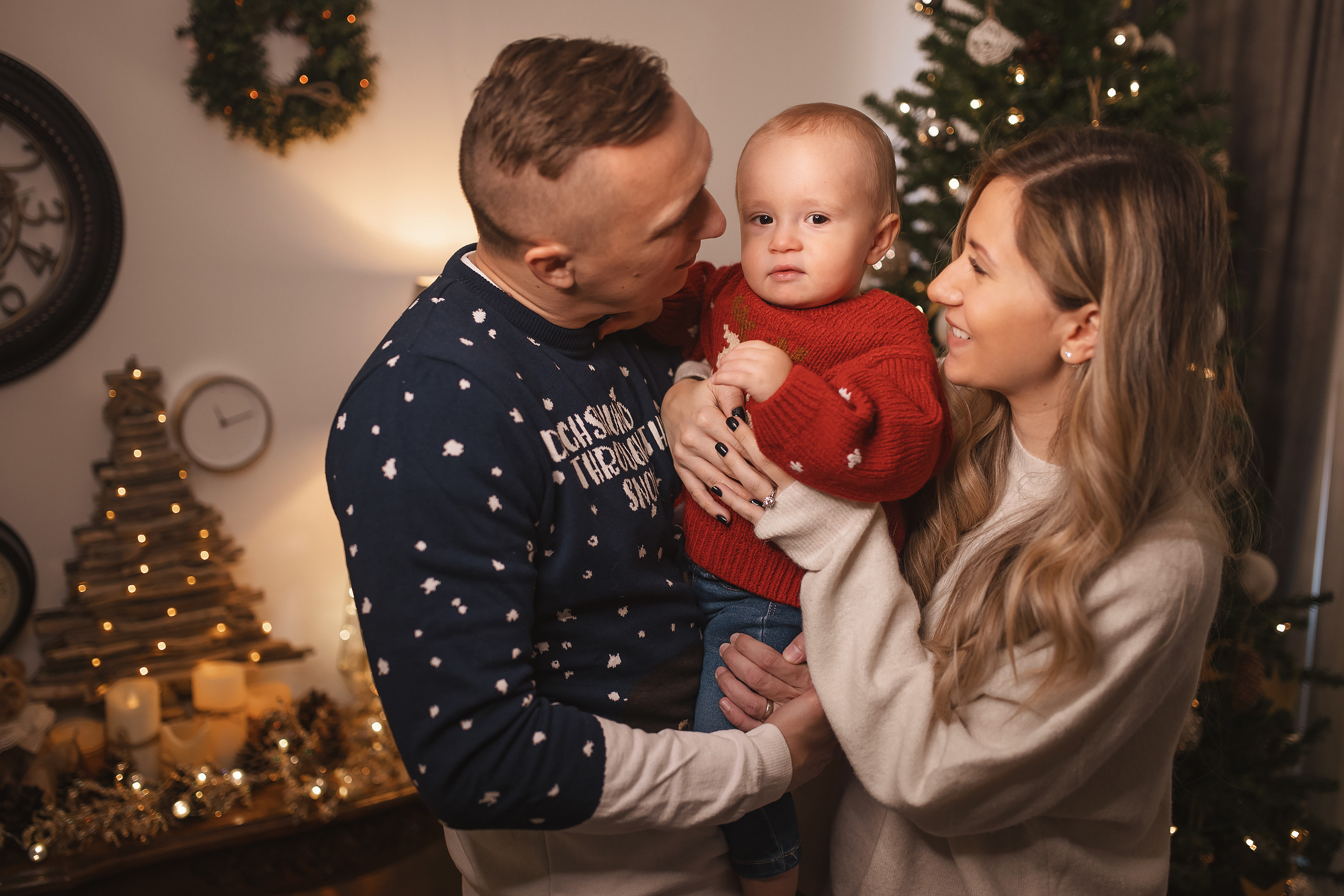 12.05.2020 Christmas Family Photoshoot 10. Wedding family event photographer in Chicago Nick Yushevich