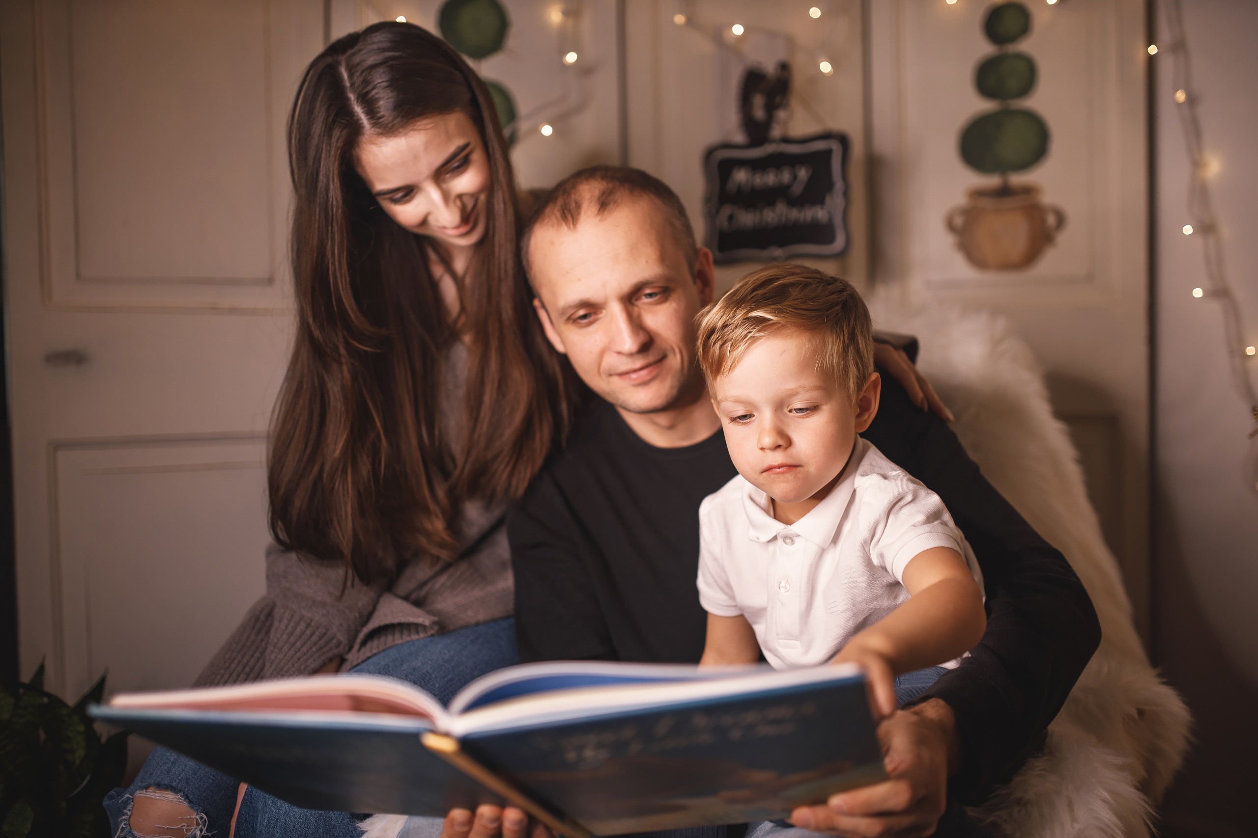 Christmas 20201107. Wedding family event photographer in Chicago Nick Yushevich