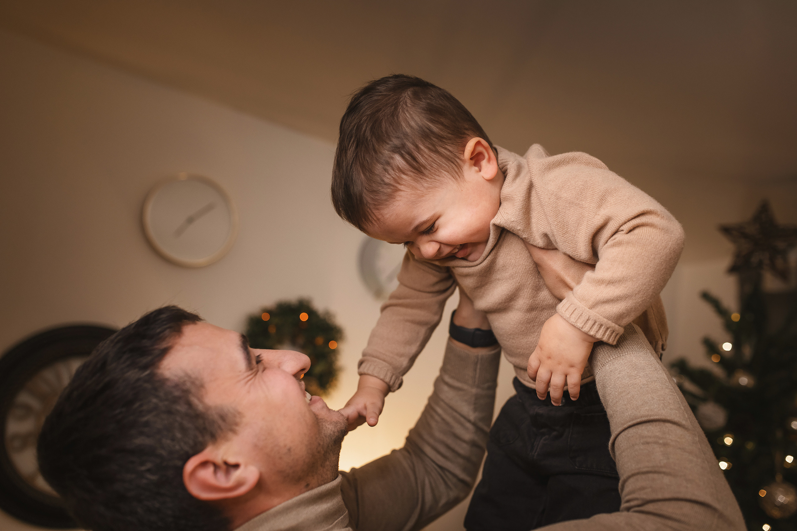 12.05.2020 Christmas Family Photoshoot 15. Wedding family event photographer in Chicago Nick Yushevich