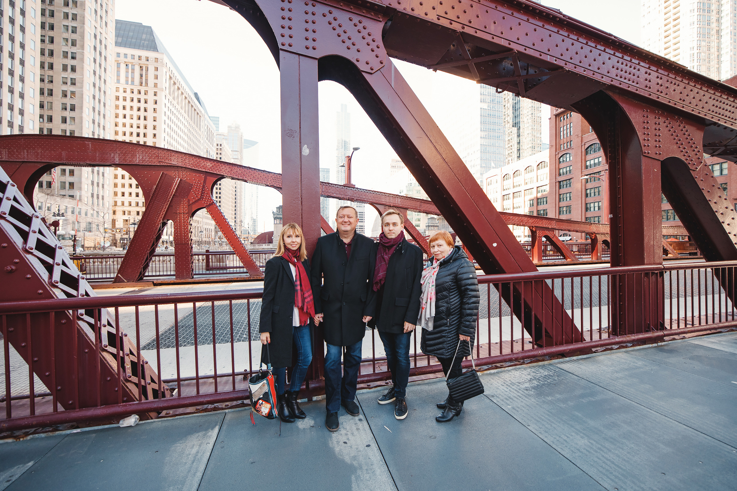 11.28.2020 Family Photoshoot. Wedding family event photographer in Chicago Nick Yushevich