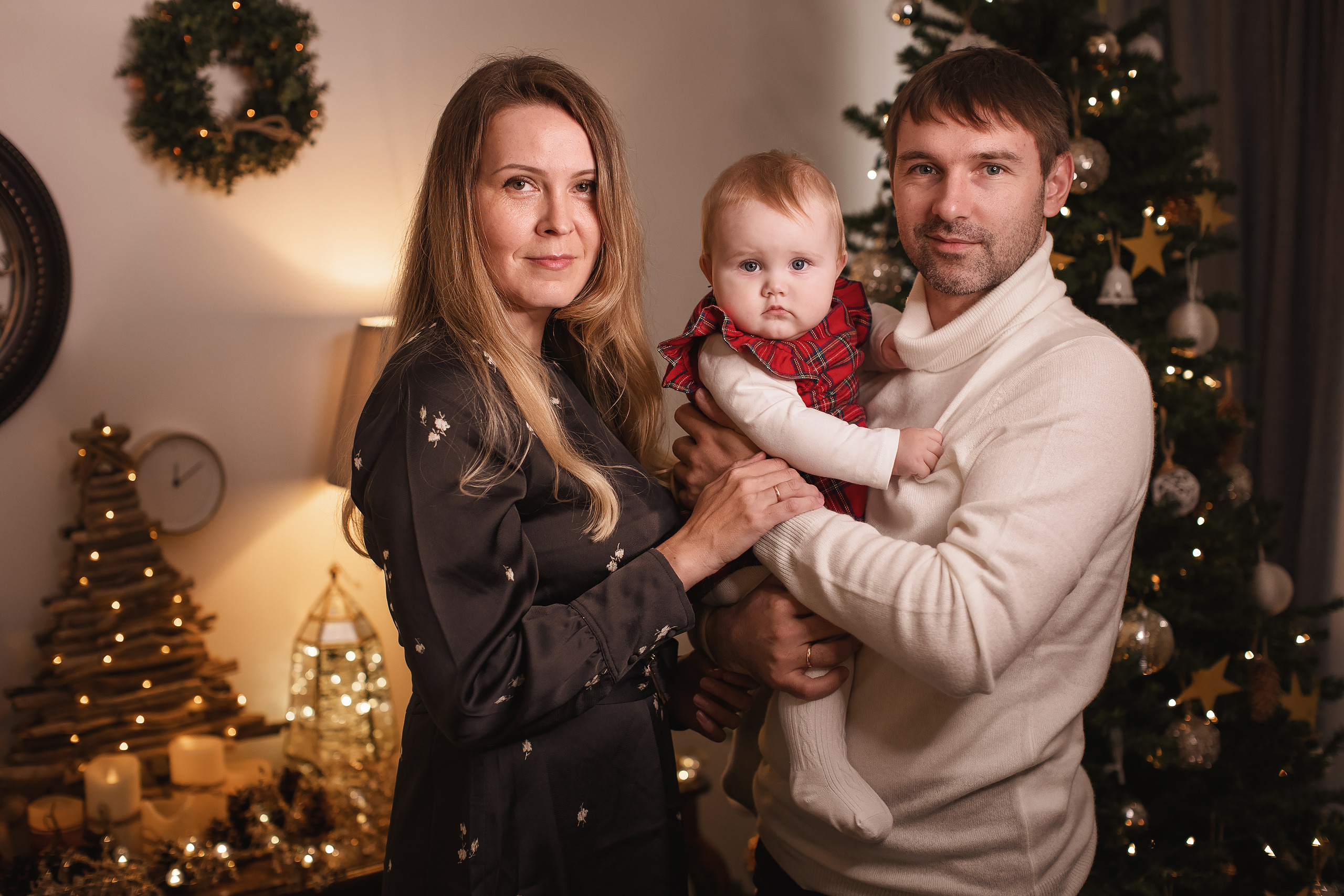 12.05.2020 Christmas Family Photoshoot 11. Wedding family event photographer in Chicago Nick Yushevich