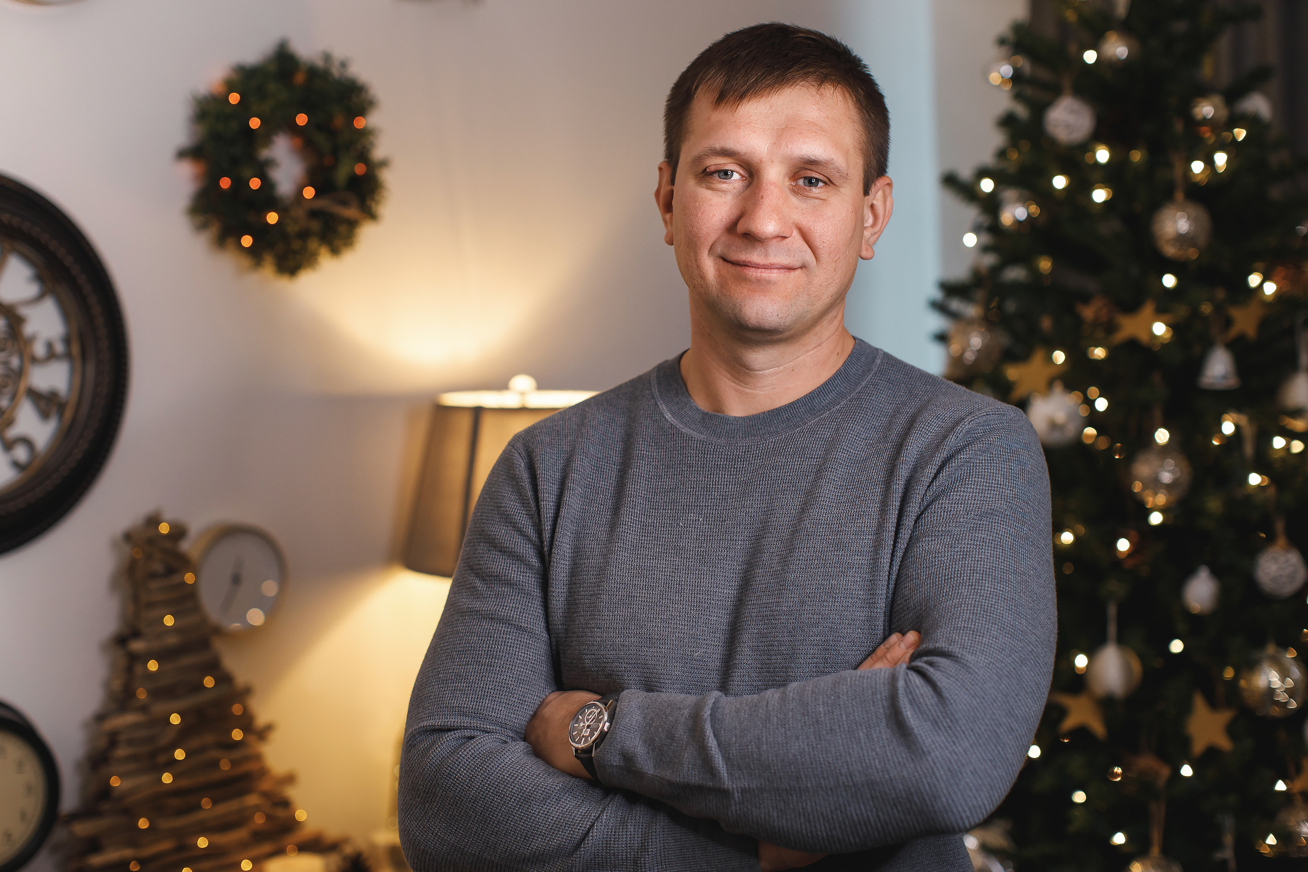 11.15.2020 Christmas Family Photoshoot 3. Wedding family event photographer in Chicago Nick Yushevich