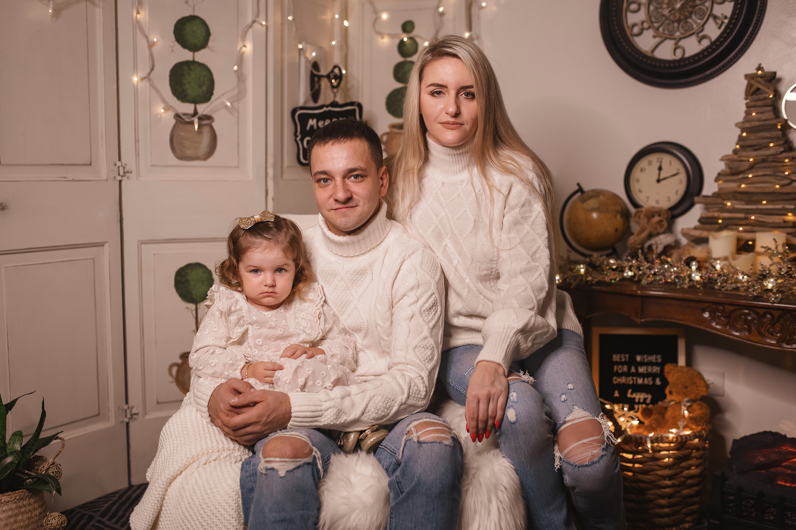 12.06.2020 Christmas Family Photoshoot 17. Wedding family event photographer in Chicago Nick Yushevich