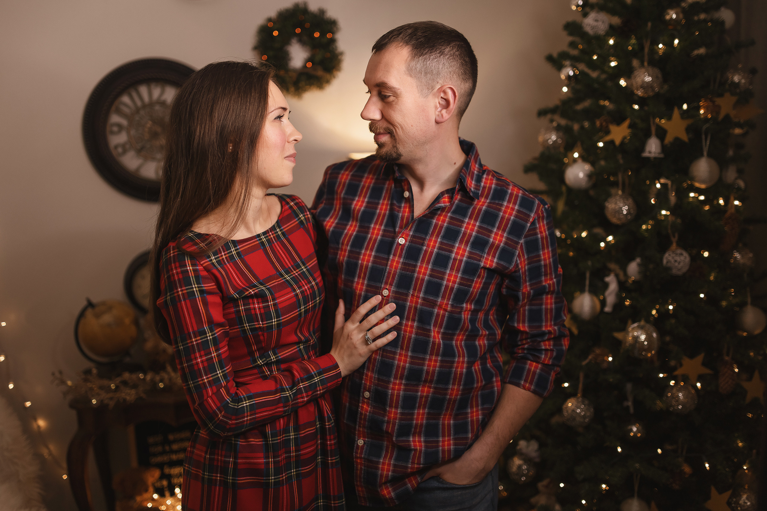 12.05.2020 Christmas Family Photoshoot 14. Wedding family event photographer in Chicago Nick Yushevich